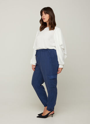 Pantalon en lyocell avec de grandes poches, Dark Denim, Model image number 2
