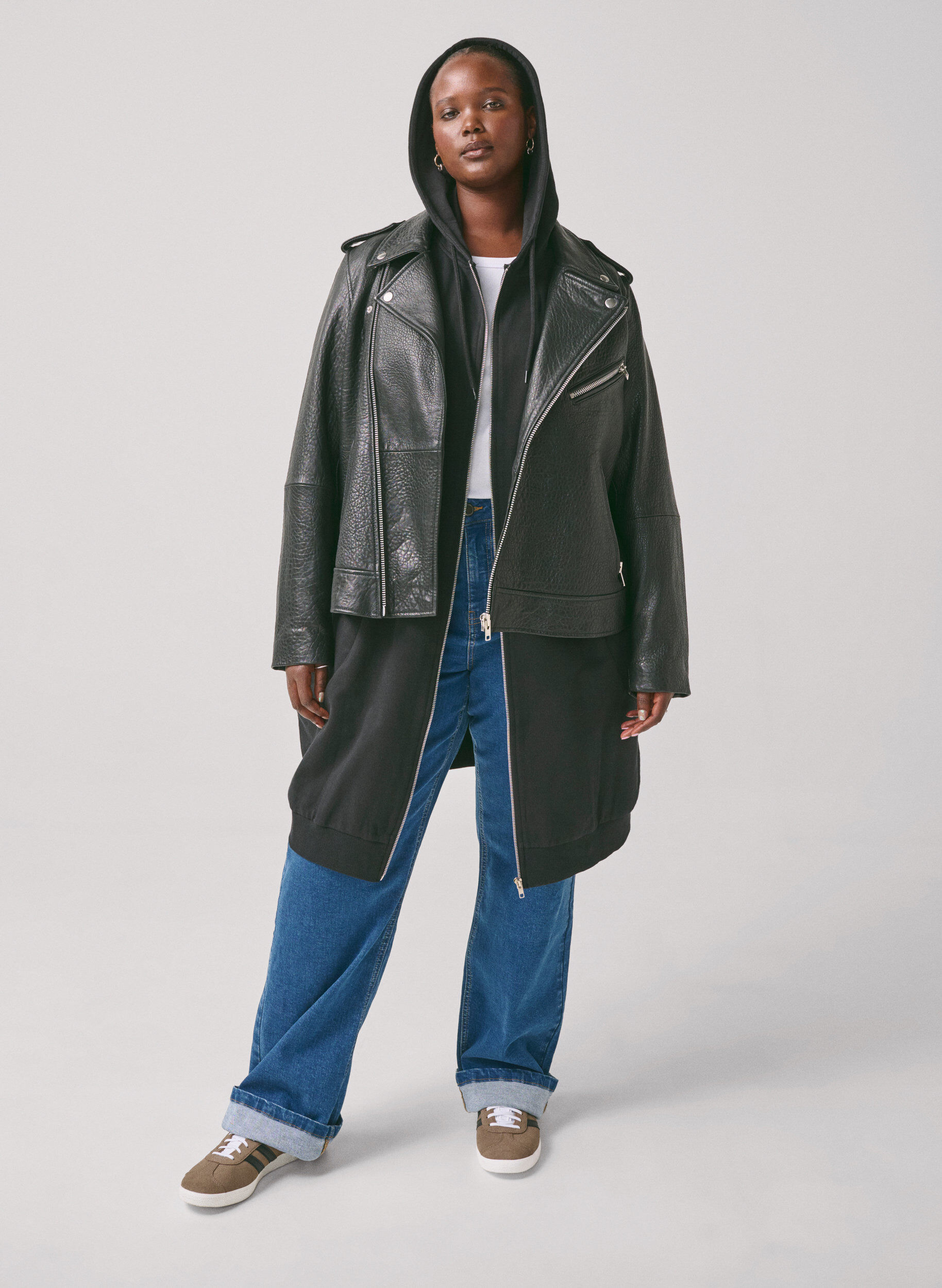 Zizzi Cardigan &agrave; capuche en coton molletonn&eacute;, Noir, Image image number 0