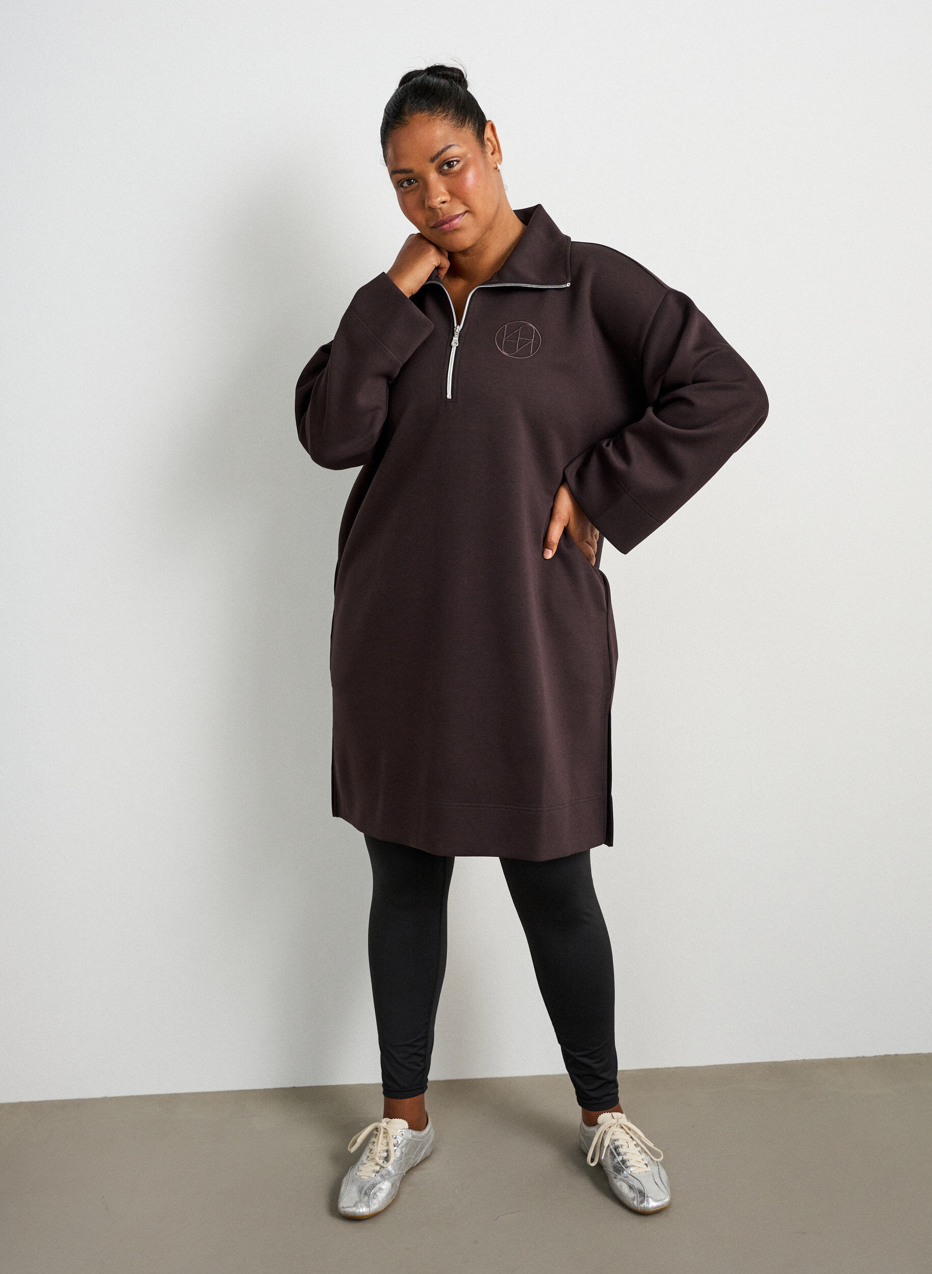 ZizziRobe-sweat sportive avec col montant et fermeture zipp&eacute;e, Marron, Model image number 1