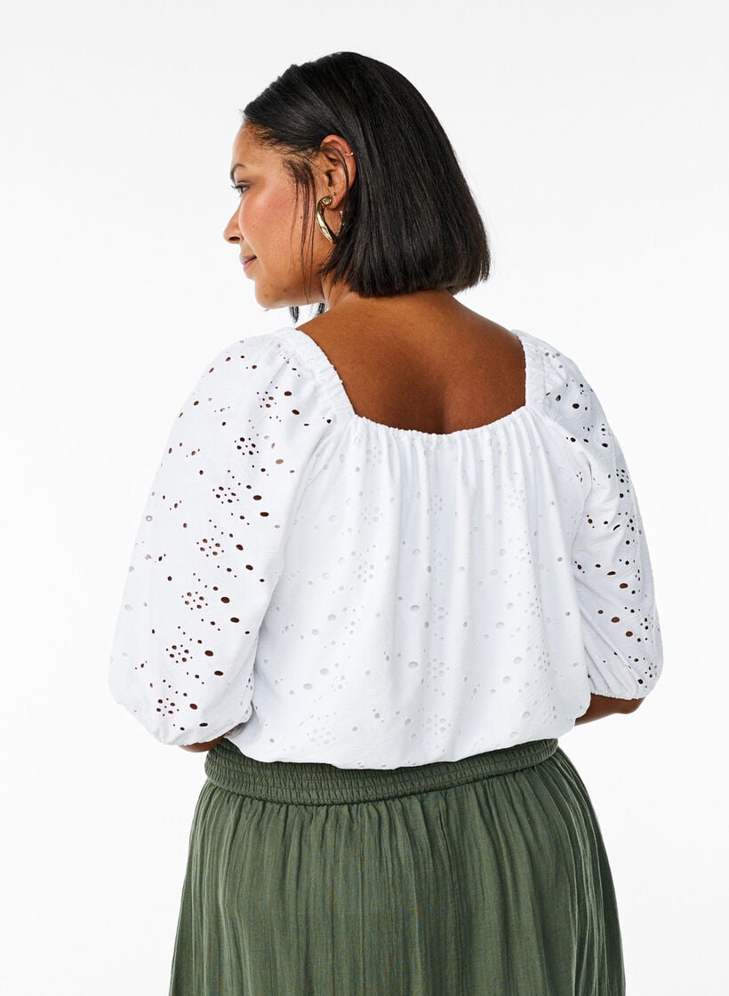 Blouse &agrave; manches courtes bouffantes et motif ajour&eacute;, Blanc, Model image number 1