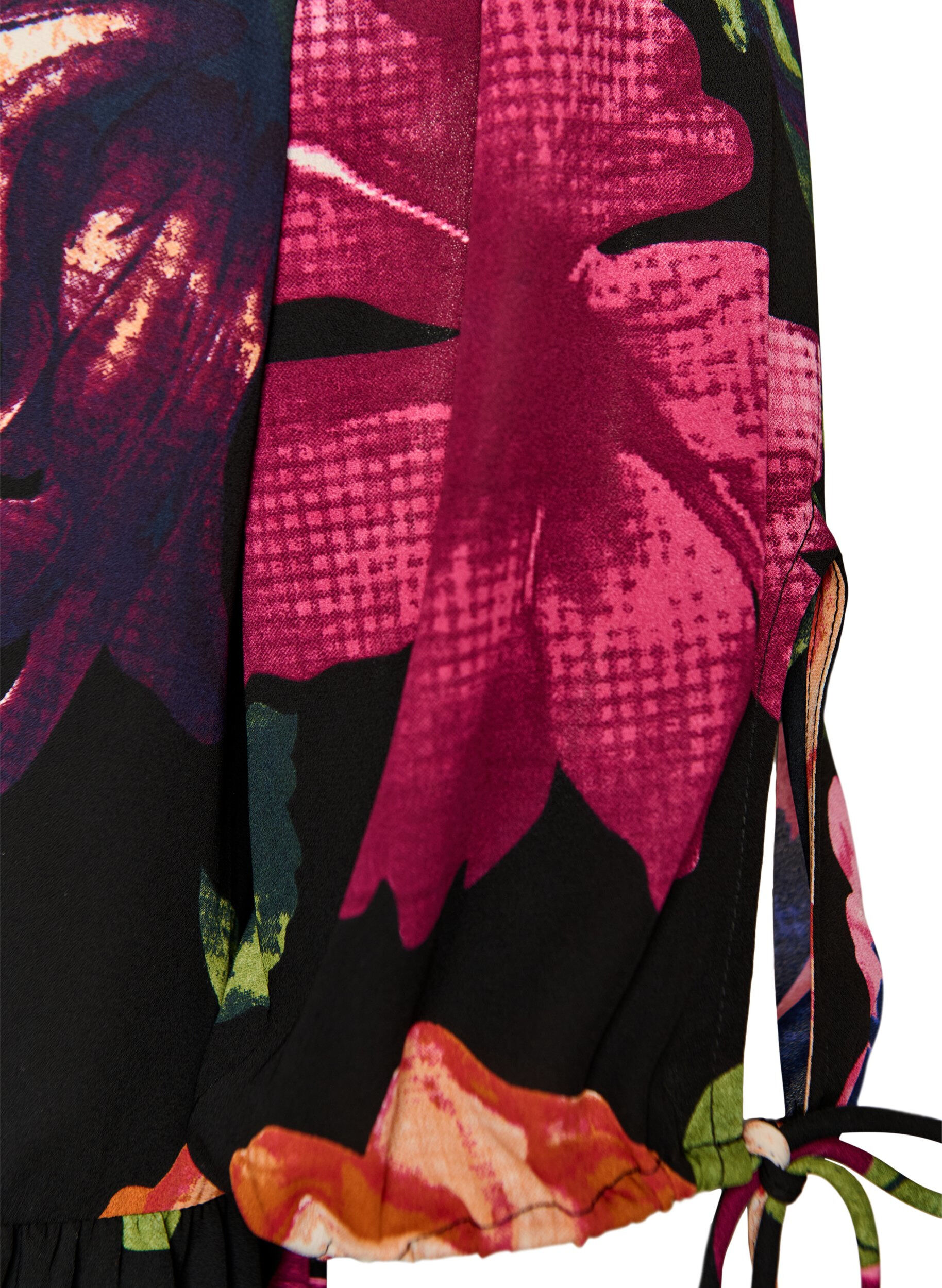 ZizziBlouse &agrave; imprim&eacute; floral et p&eacute;plum, Noir, Packshot image number 3