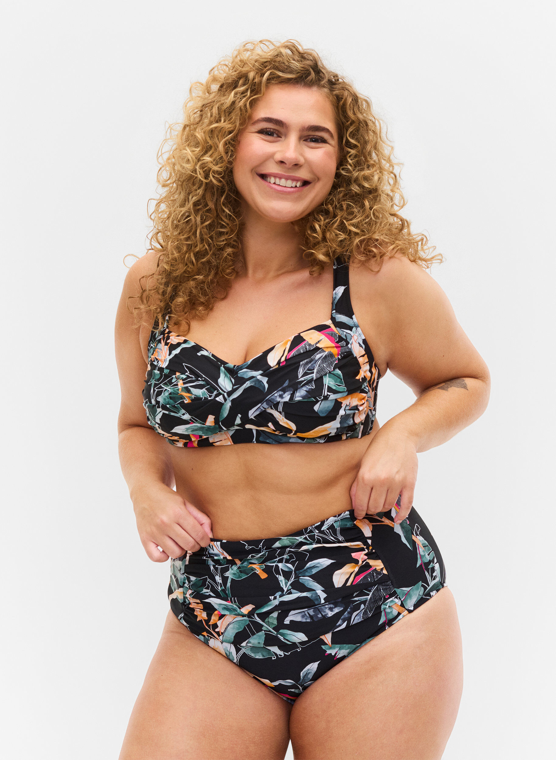 ZizziBikinibroekje met extra hoge taille en print, Leaf Print, Model image number 0