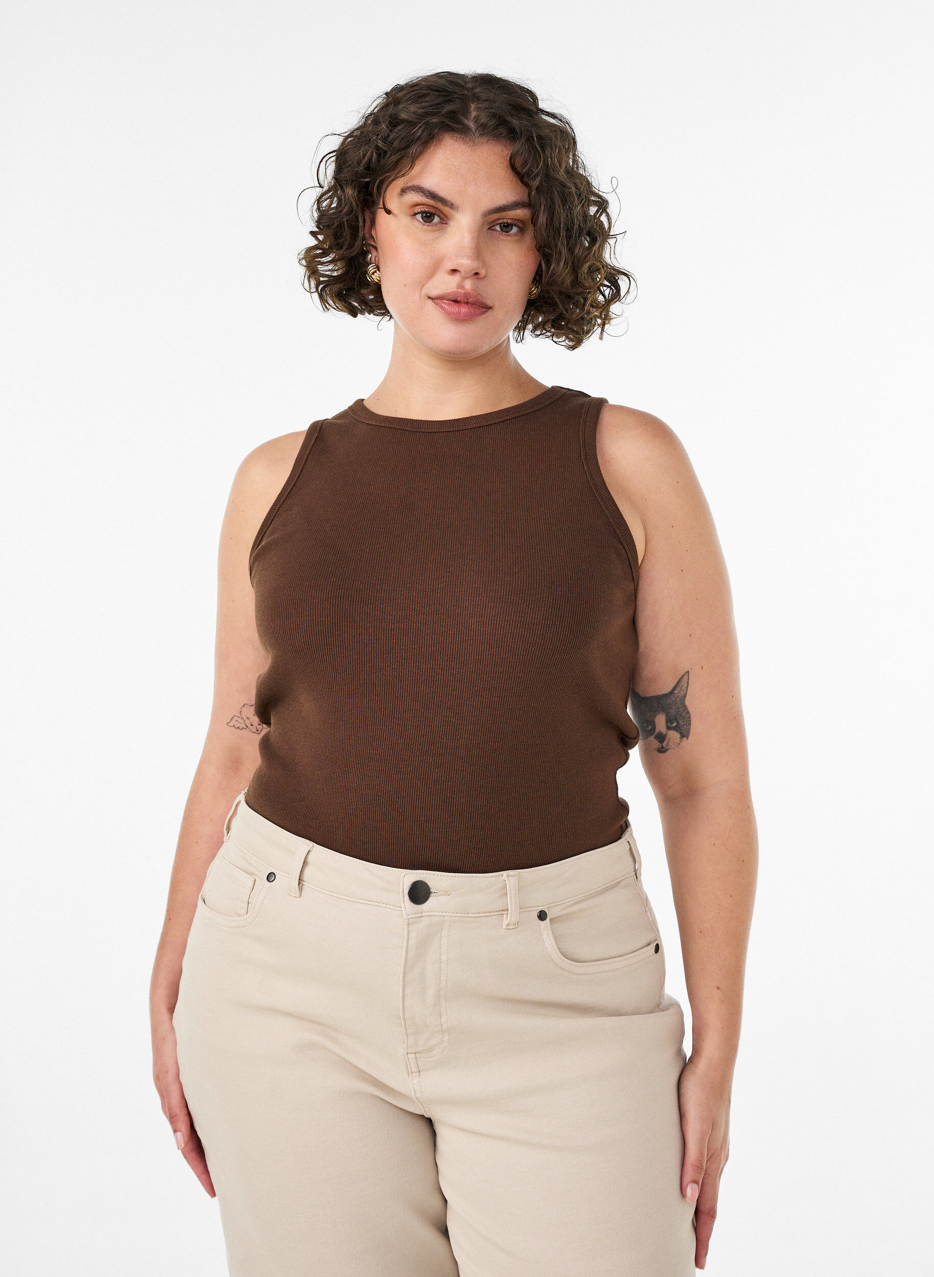 Katoenen ribtop met hoge hals, Bruin, Model