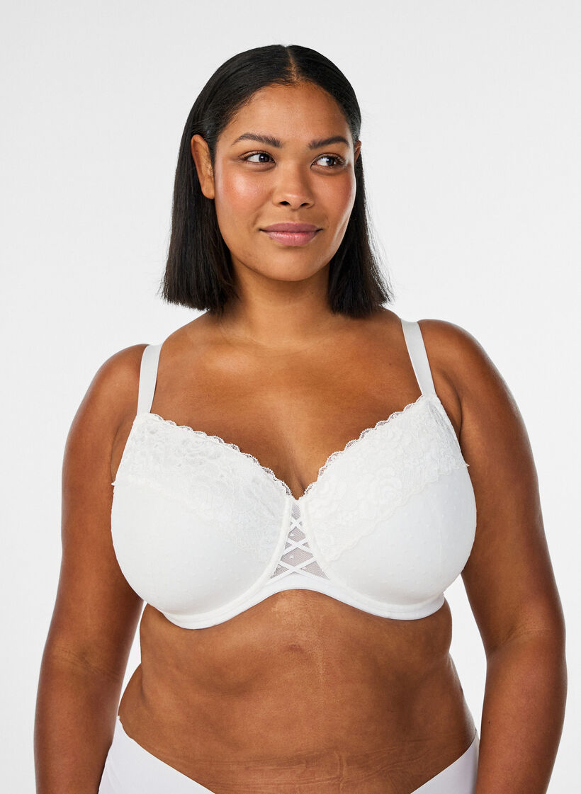 Soutien-gorge rembourr&eacute; en dentelle avec d&eacute;tails en maille, Blanc, Model image number 0