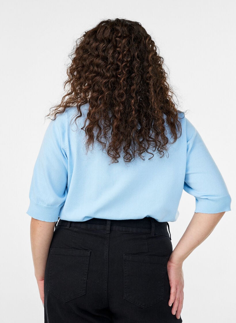 Blouse en fine maille &agrave; manches courtes, Bleu Clair, Model image number 2