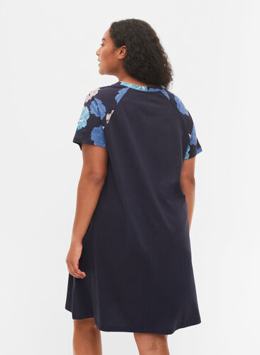 Chemise de nuit en coton à manches courtes avec détails imprimés, Blue Flower, Model image number 1