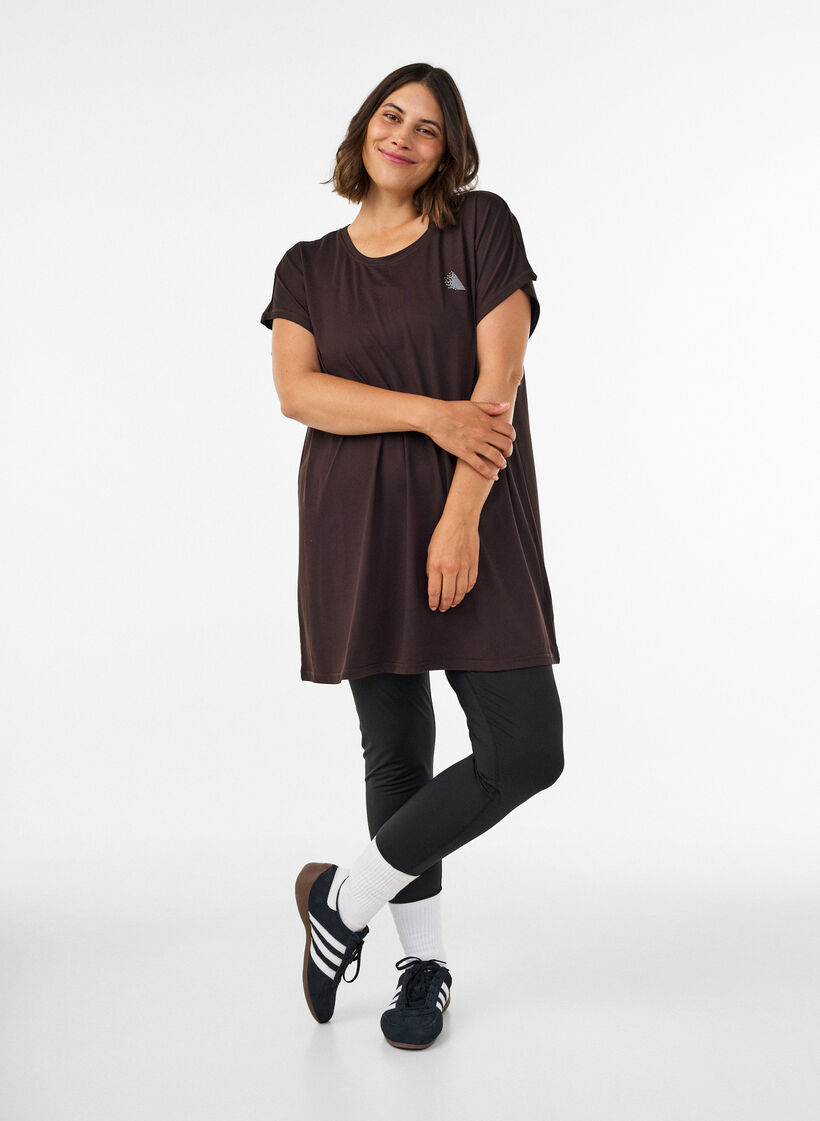 Lang trainings-T-shirt, Bruin, Model image number 1