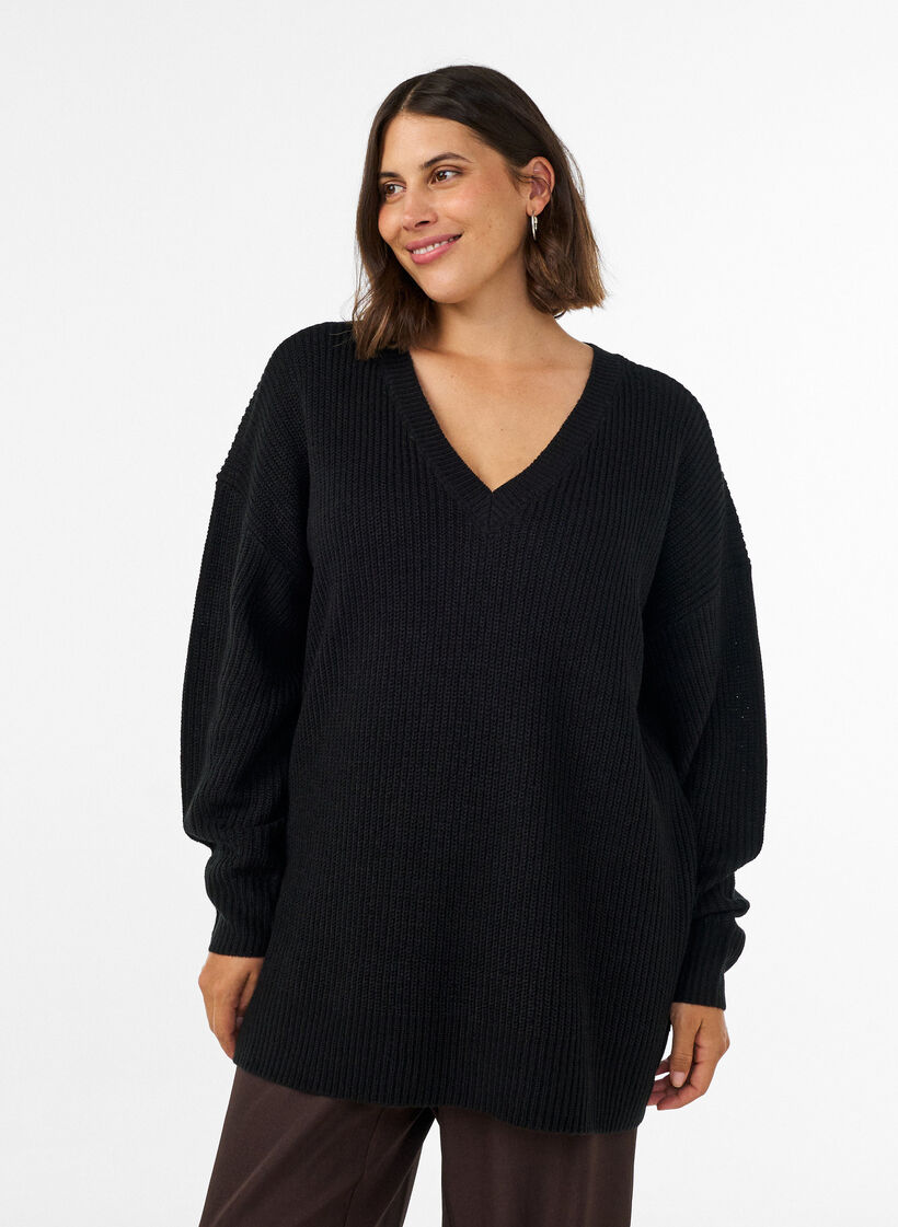 Blouse longue en maille c&ocirc;tel&eacute;e avec col en V, Noir, Model image number 0