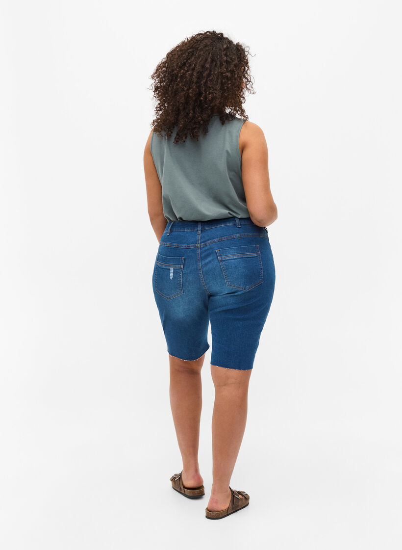 Short en jean avec poches et ourlet brut, Blue denim, Model image number 0