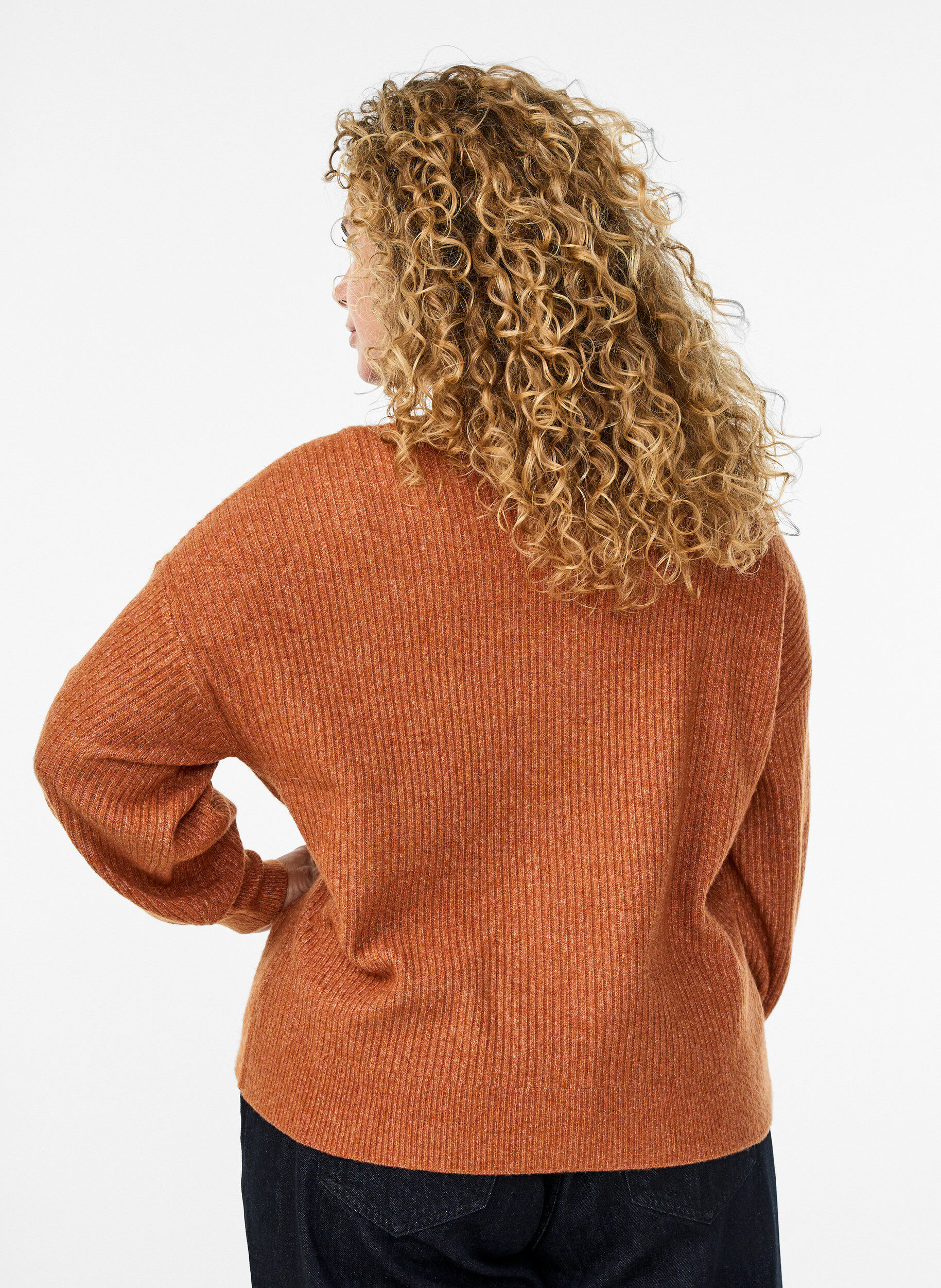 ZizziVest van ribtricot met knopen, Oranje, Model image number 2