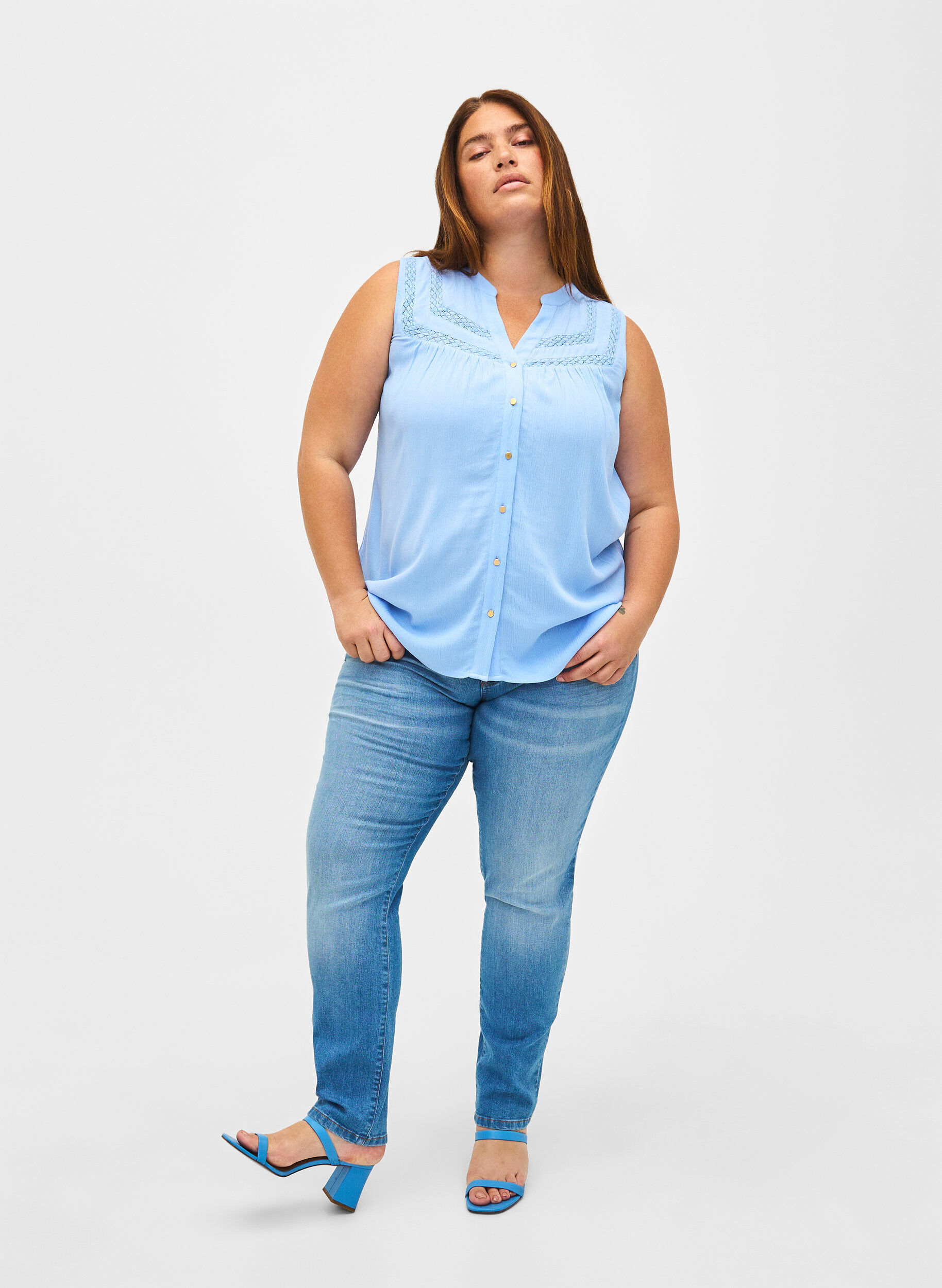 ZizziMouwloze viscose blouse met gehaakt detail, Serenity, Model image number 2