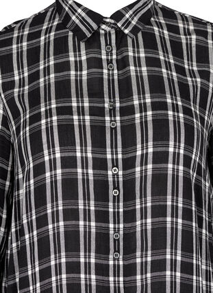 Chemise longue en viscose à carreaux, Black/White CH, Packshot image number 2