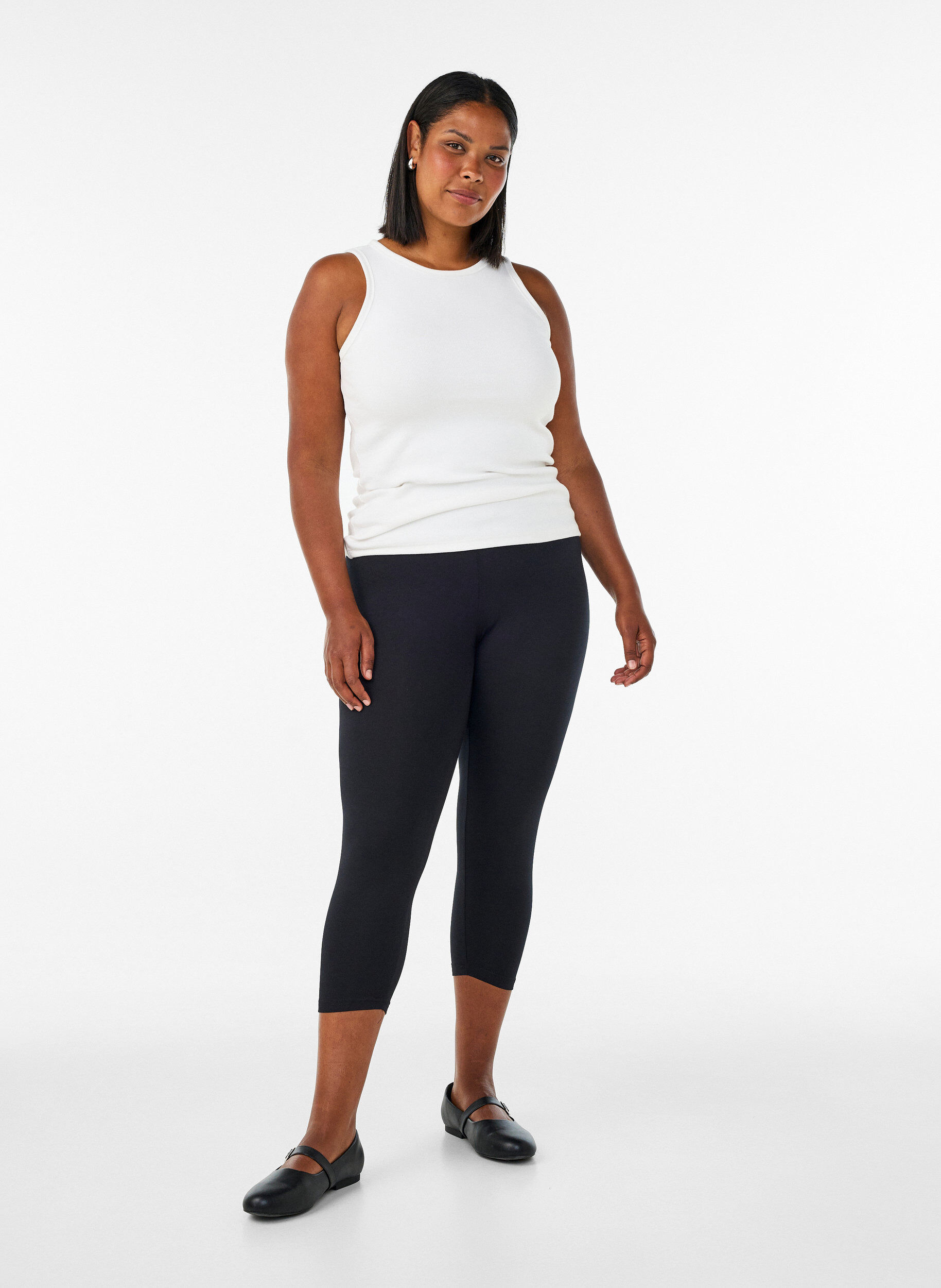 Basic 3/4 legging in viscose, Zwart, Model