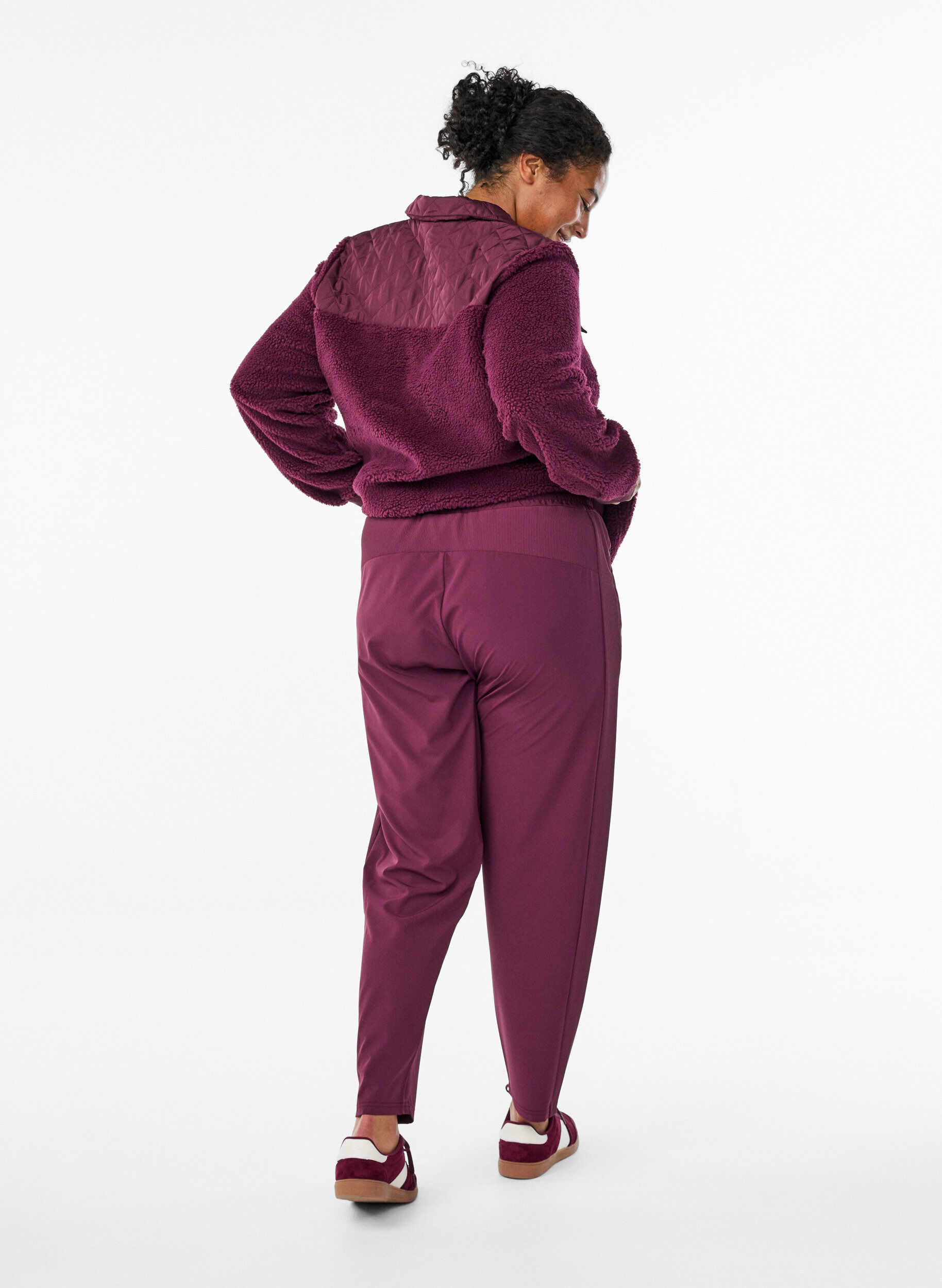 ZizziLichte trainingsbroek met zakken, Rood, Model image number 1