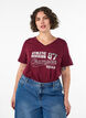 T-shirt en coton bio avec un imprim&eacute; texte sportif, Bordeaux, Model image number 0