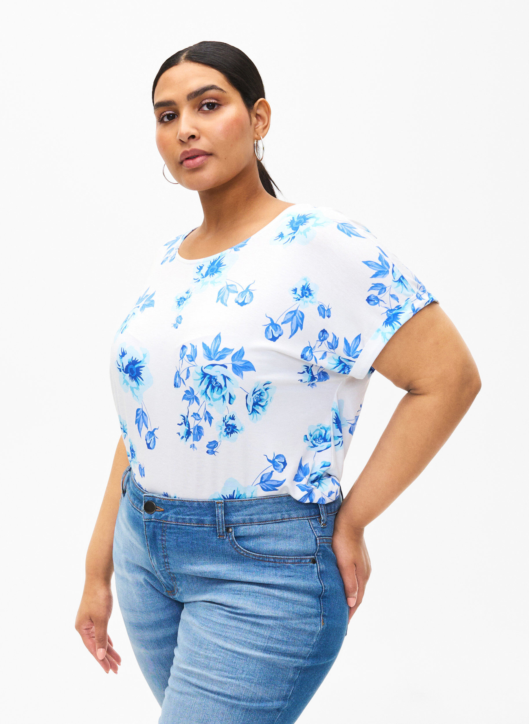 ZizziViscose blouse met korte mouwen en bloemen, White Blue AOP, Model image number 0