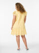 Robe en broderie anglaise avec manches &agrave; volants, Jaune clair, Model image number 2