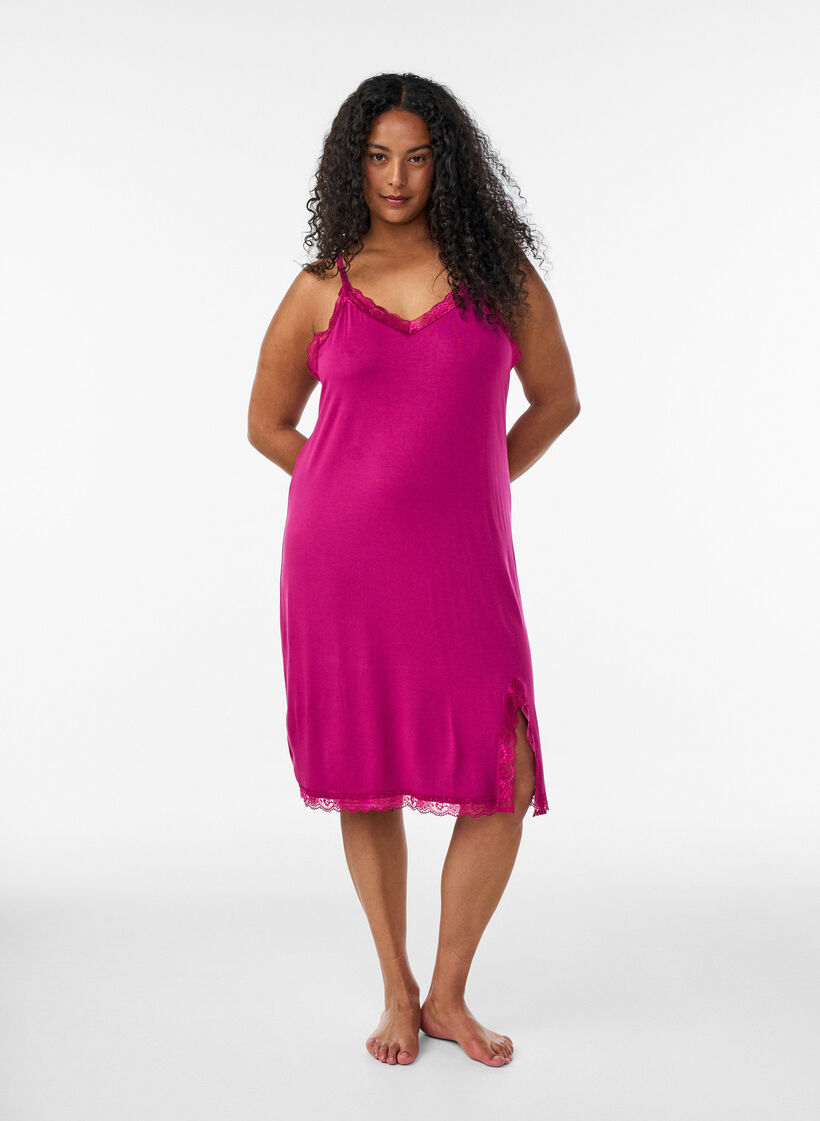 Nuisette en viscose avec dentelle et fentes, Bordeaux, Model image number 0