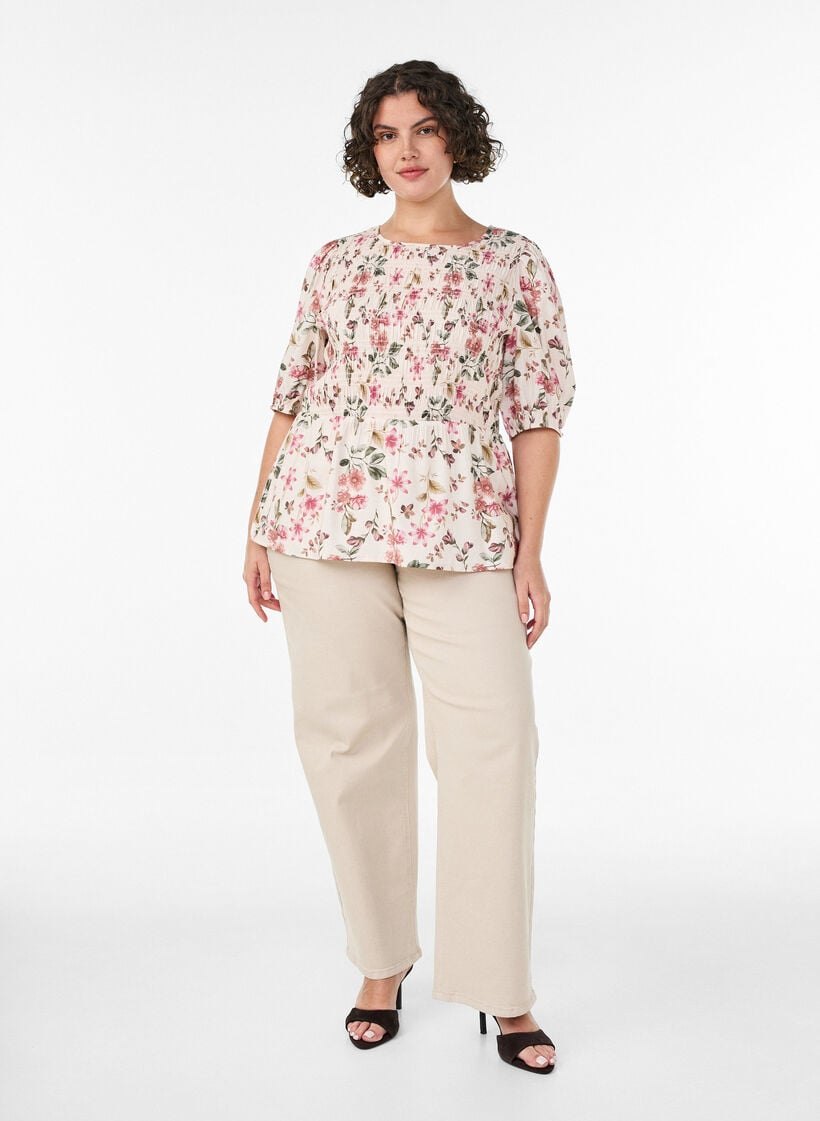 Blouse en viscose avec smocks et effet p&eacute;plum, Vanille, Model image number 1