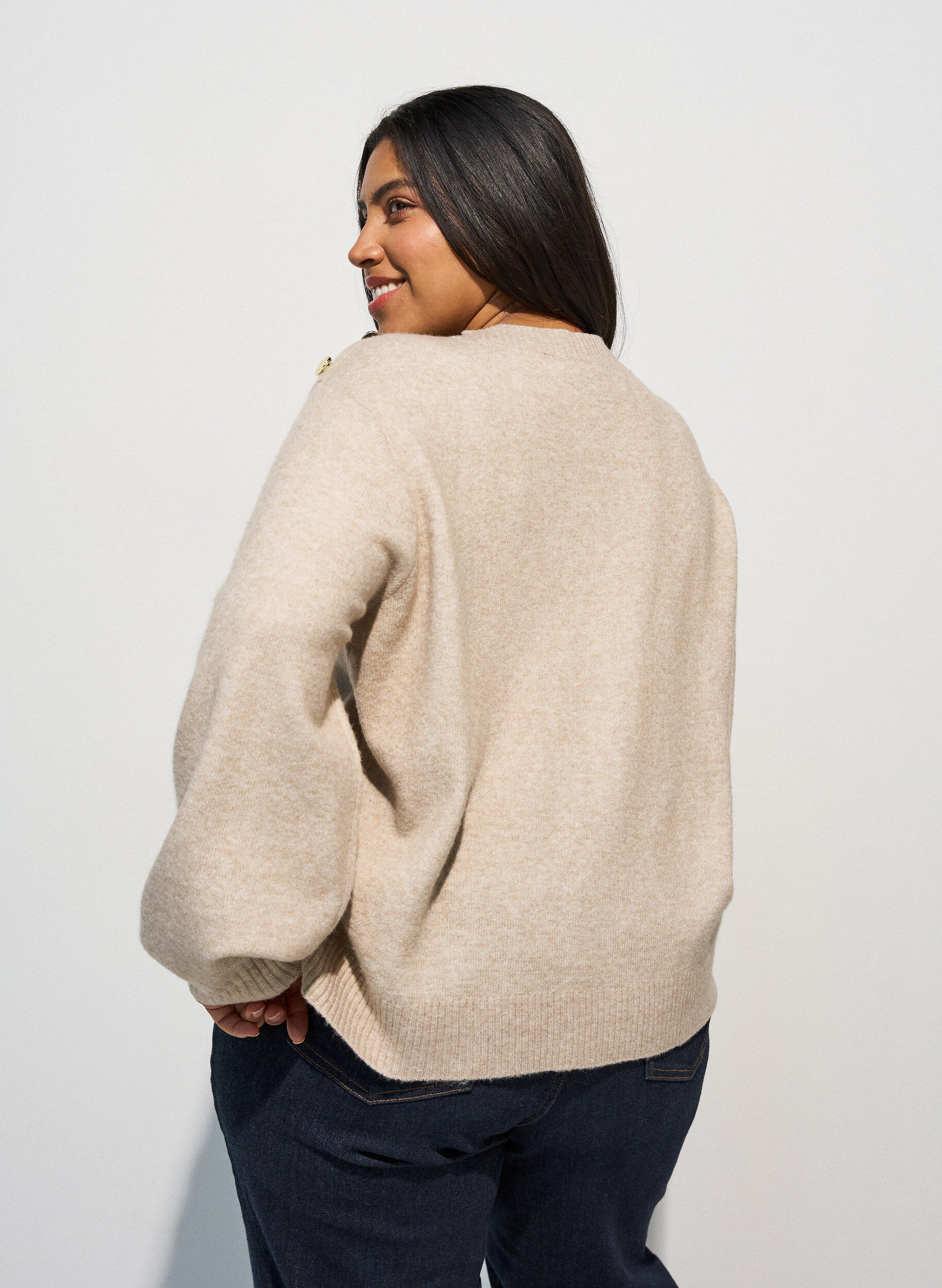 ZizziChemisier en maille avec boutons d&eacute;coratifs, Beige, Model image number 2