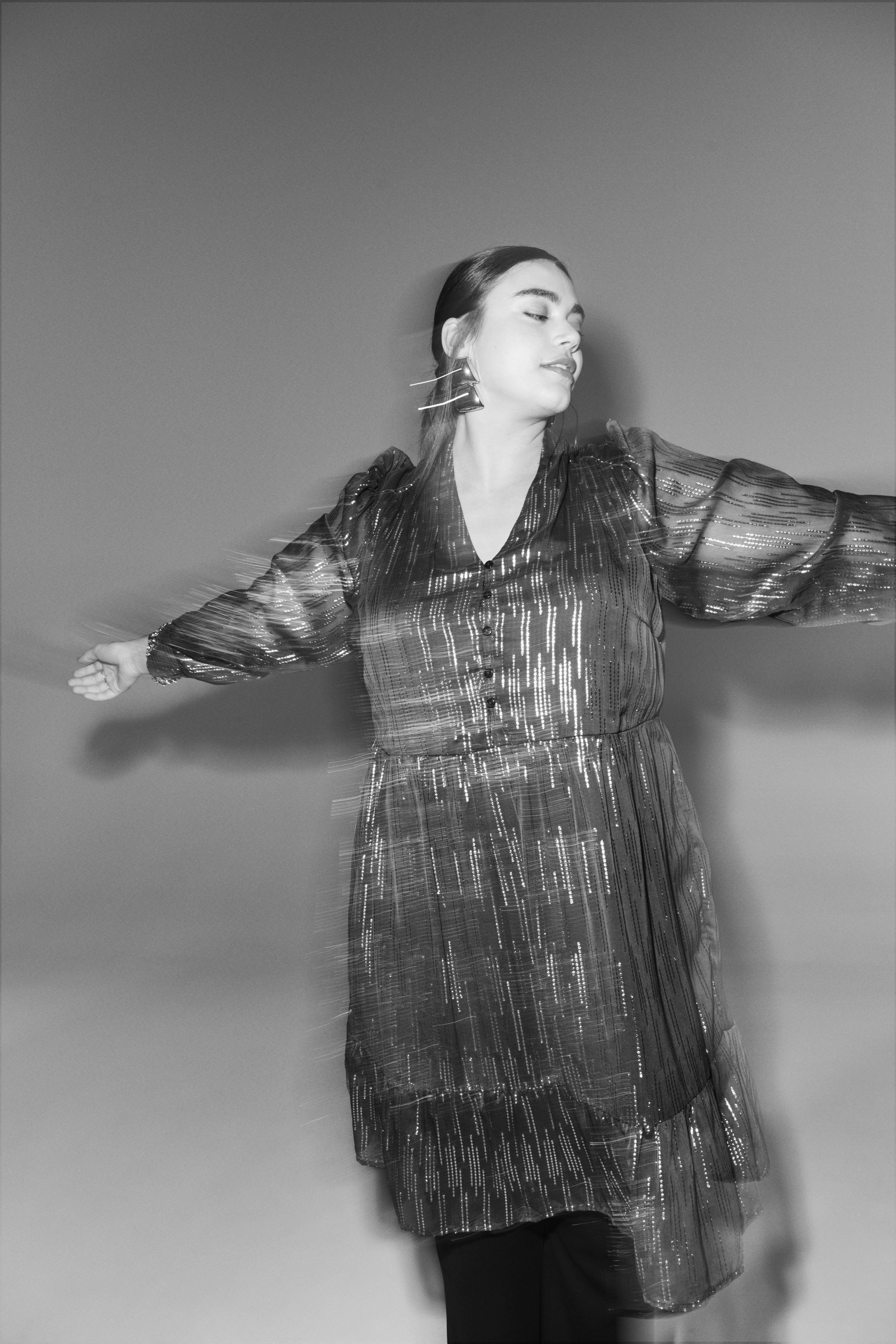 Zizzi Robe &agrave; paillettes, , Model