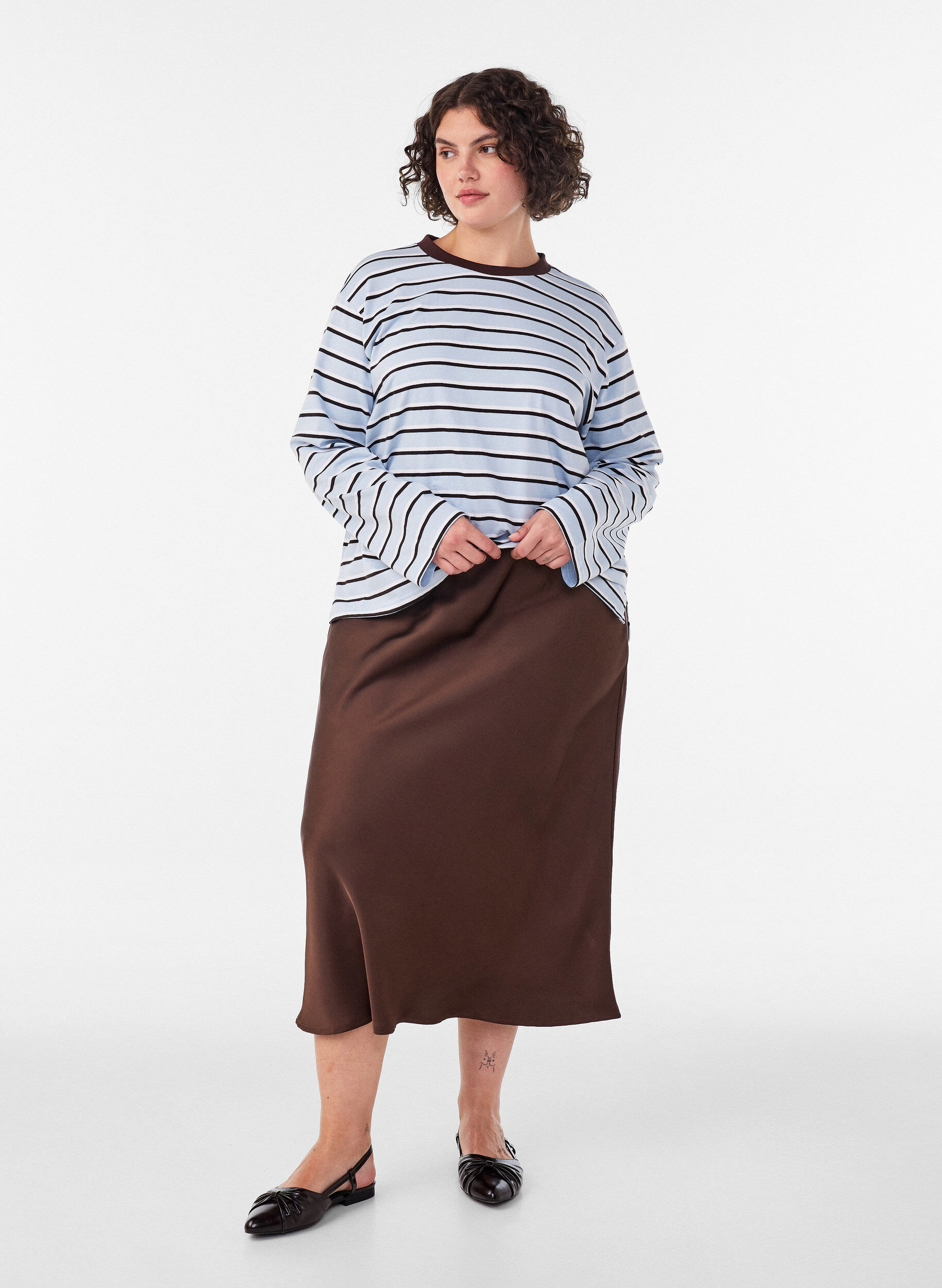 Satijnen midi rok, Bruin, Model
