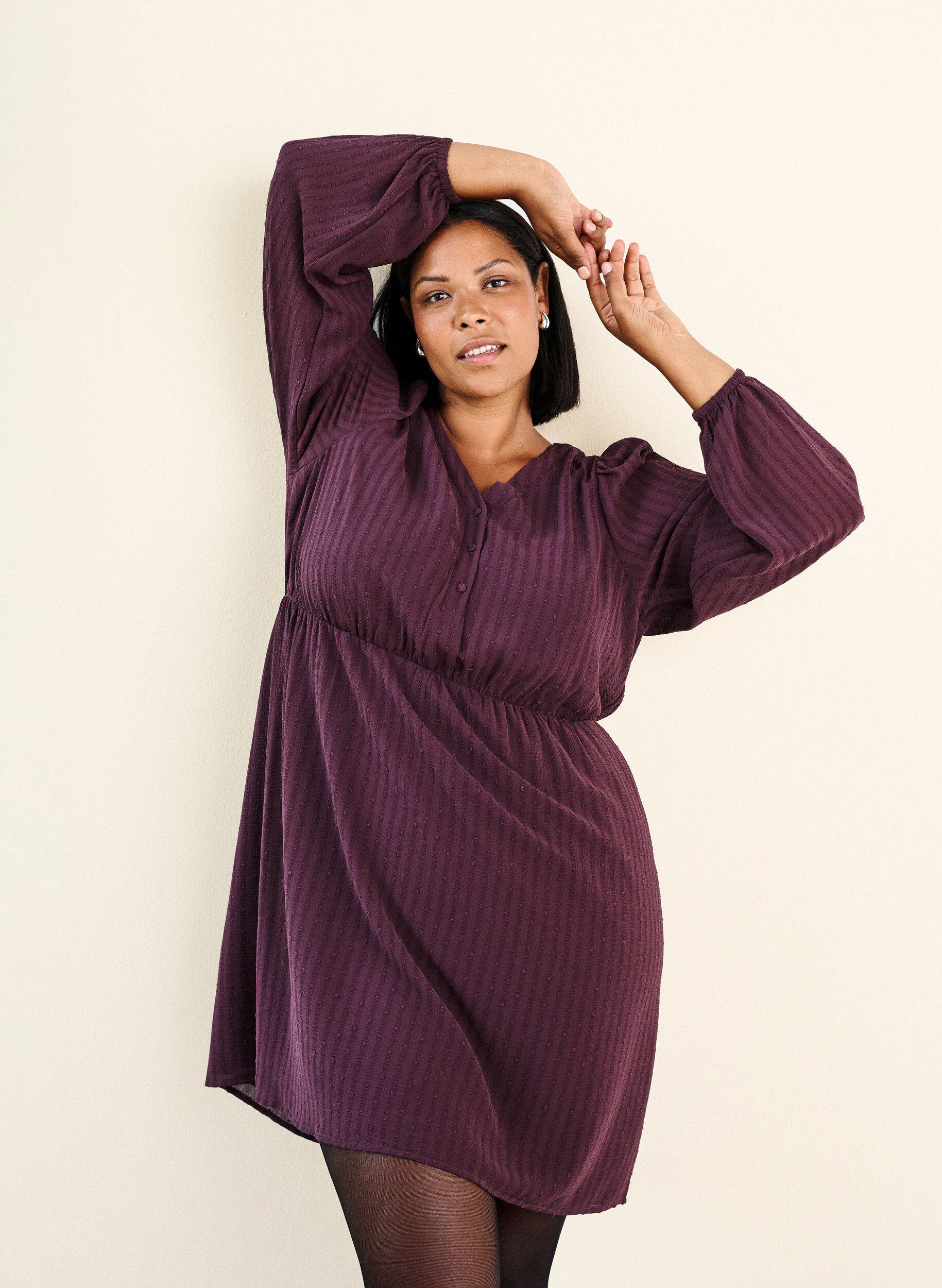 ZizziKorte jurk met tonale strepen en gestructureerde stippen, Donker Bordeaux, Image image number 0