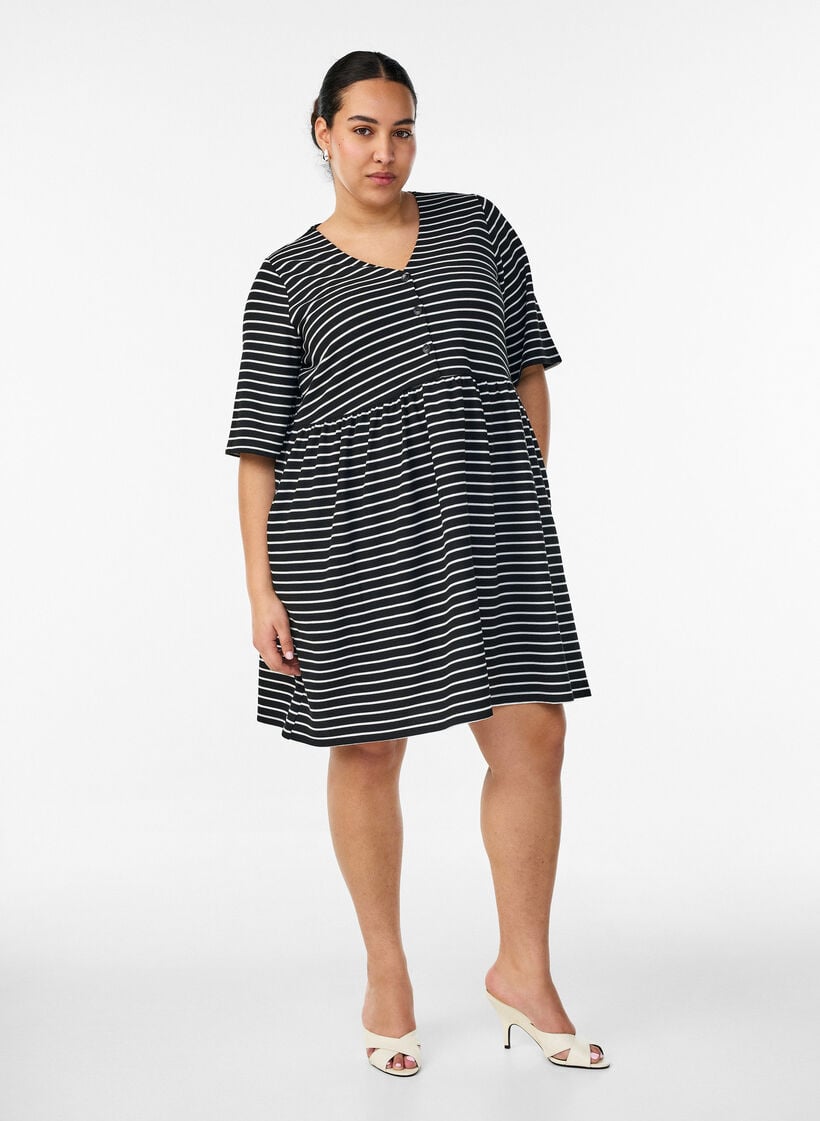 Robe avec texture c&ocirc;tel&eacute;e et taille empire, Blanc, Model image number 1