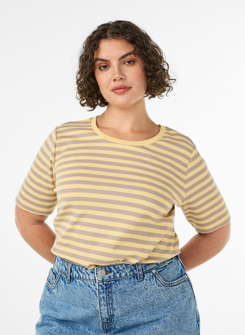 Gestreept T-shirt met geribbelde textuur, Geel, Model image number 0