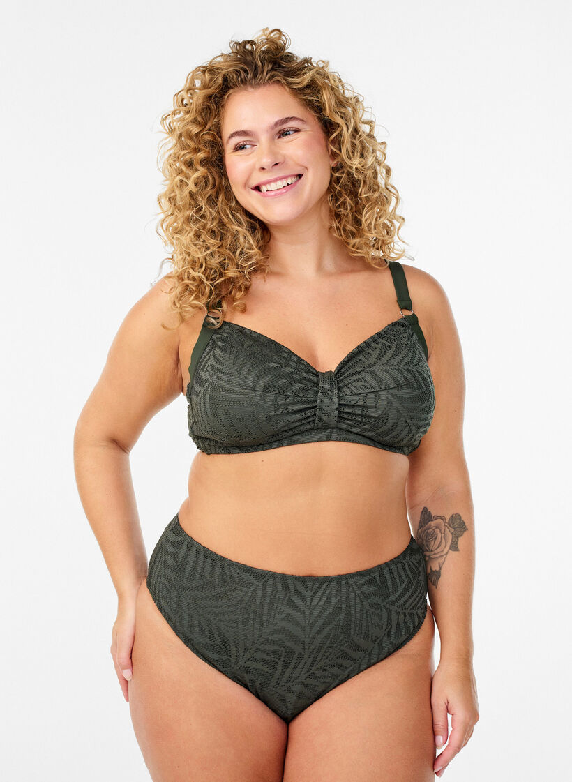 Braziliaanse bikinislip in gestructureerd mesh, Groen, Model image number 0