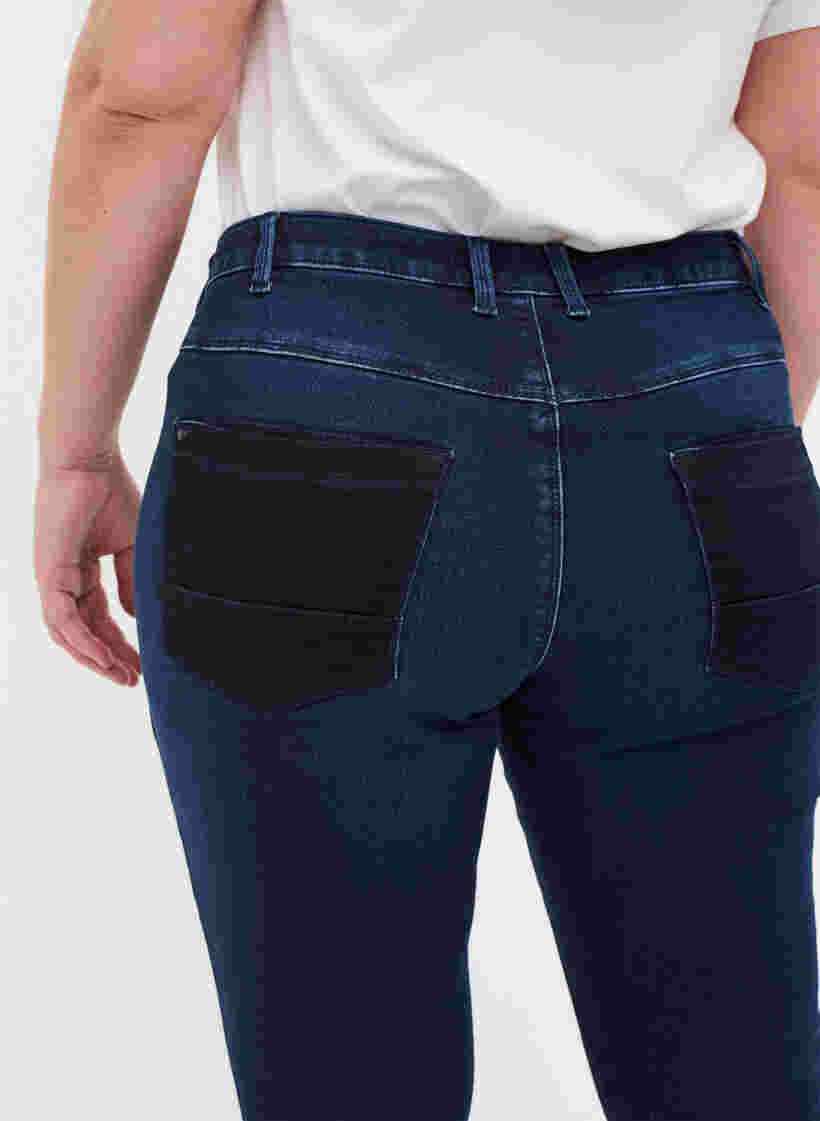 Super slim fit Amy jeans met hoge taille, Dark blue, Model image number 3