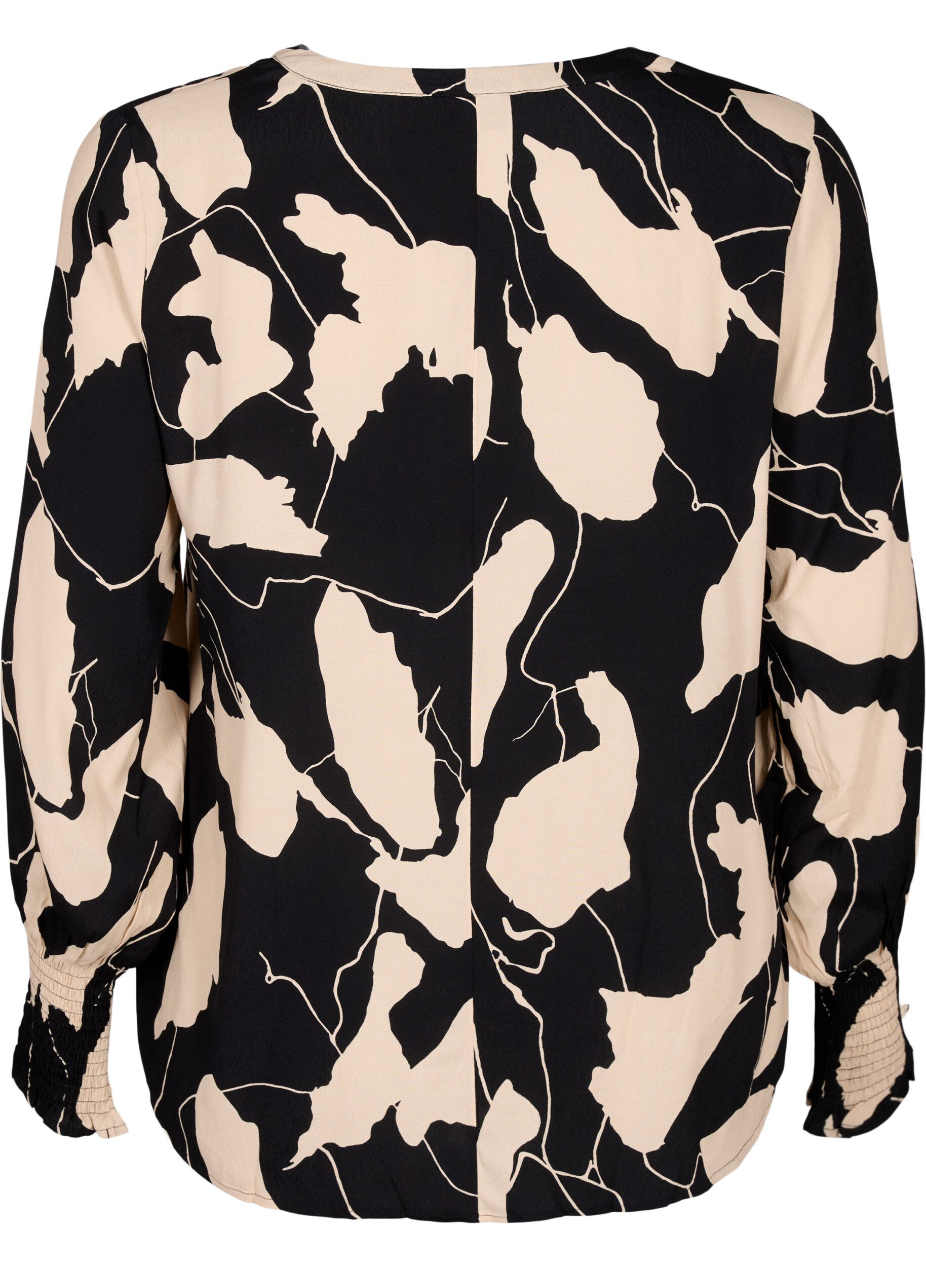 Zizzi Blouse en viscose imprim&eacute;e avec smock, Black AOP, Packshot image number 1