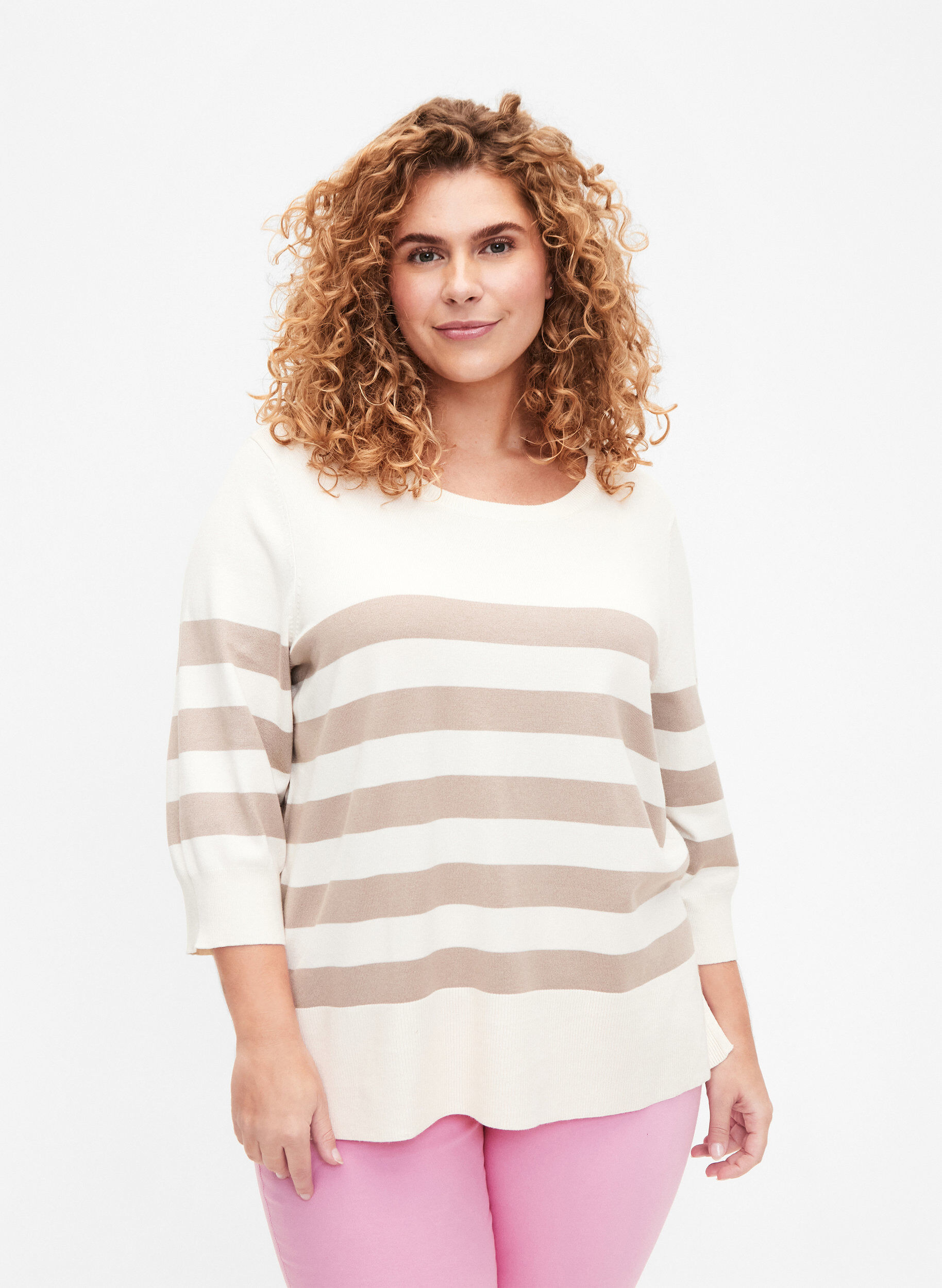 Zizzi Pull ray&eacute; en viscose avec manches 3/4, Birch/Simply Taupe, Model image number 0