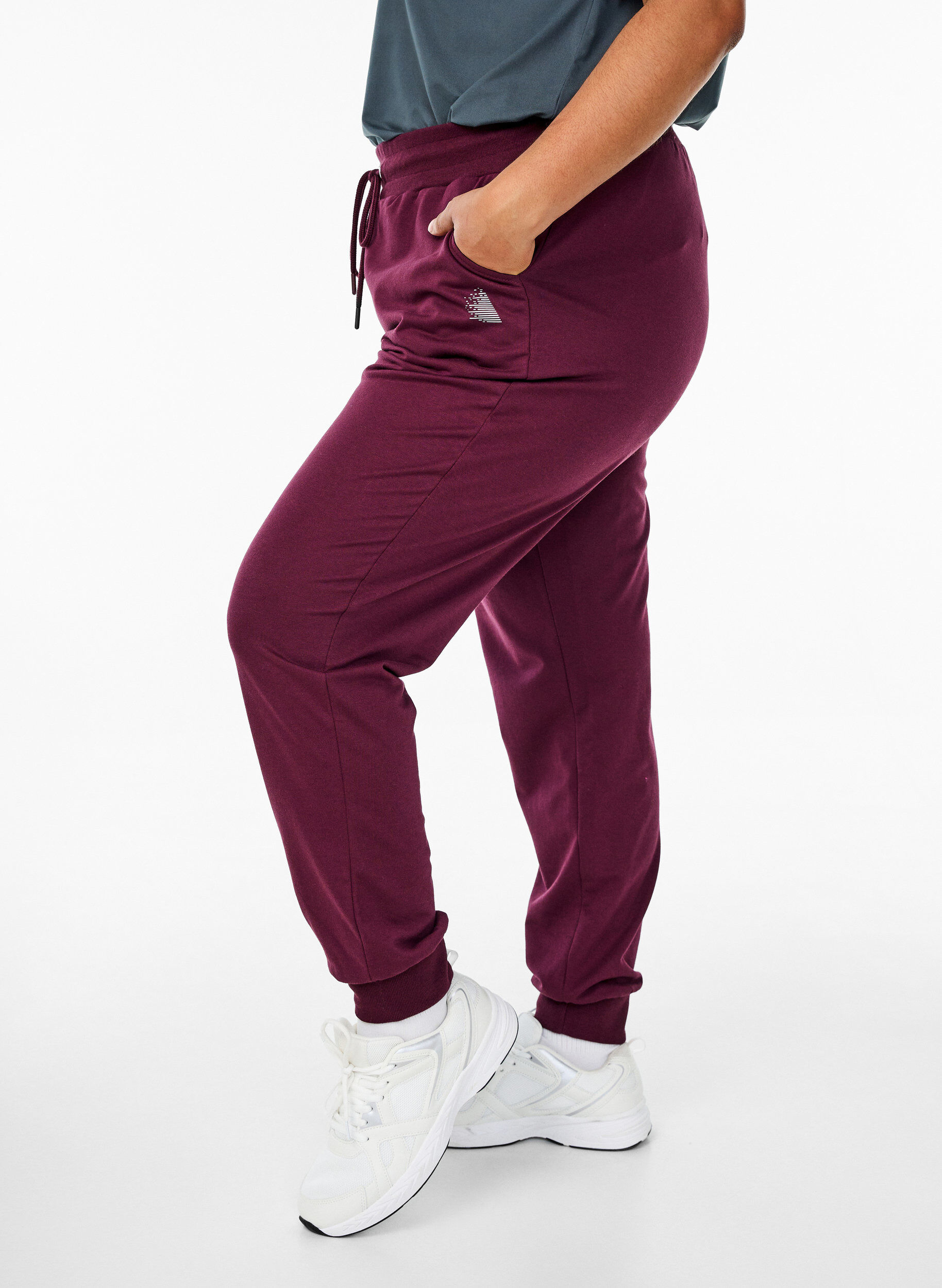 ZizziPantalon de surv&ecirc;tement ample avec poches, Bordeaux, Model image number 0