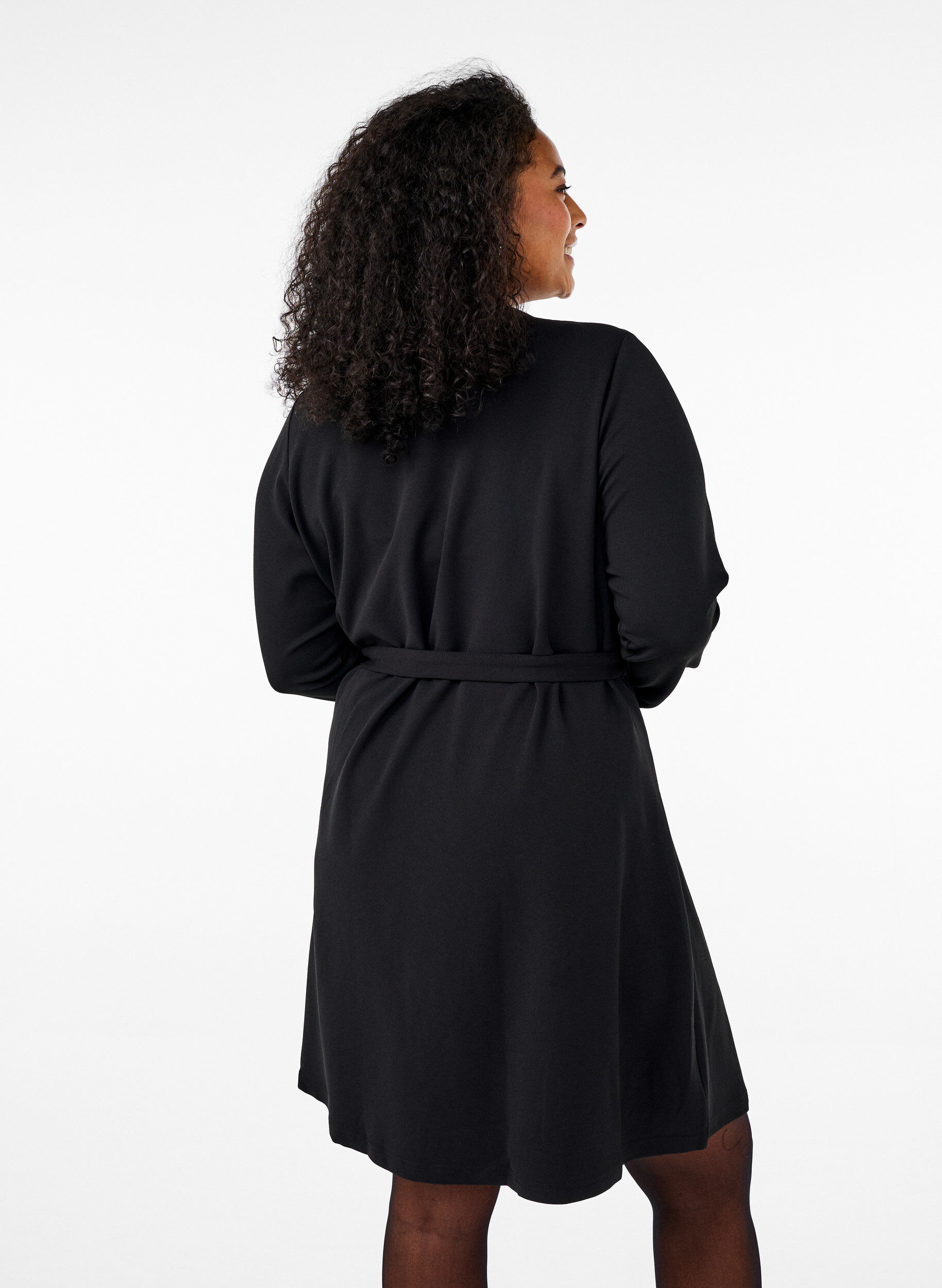 Zizzi Robe portefeuille avec liens, Black, Model image number 1