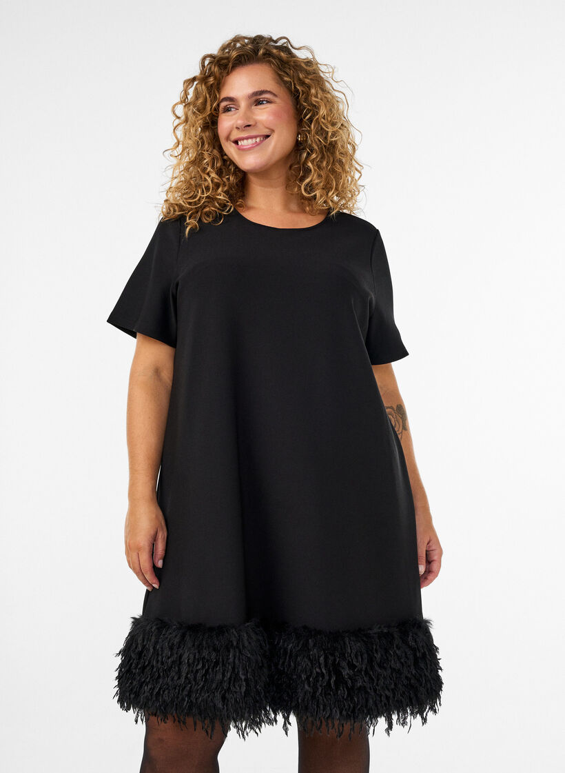Robe courte en jersey avec finitions en plumes, Noir, Model image number 0