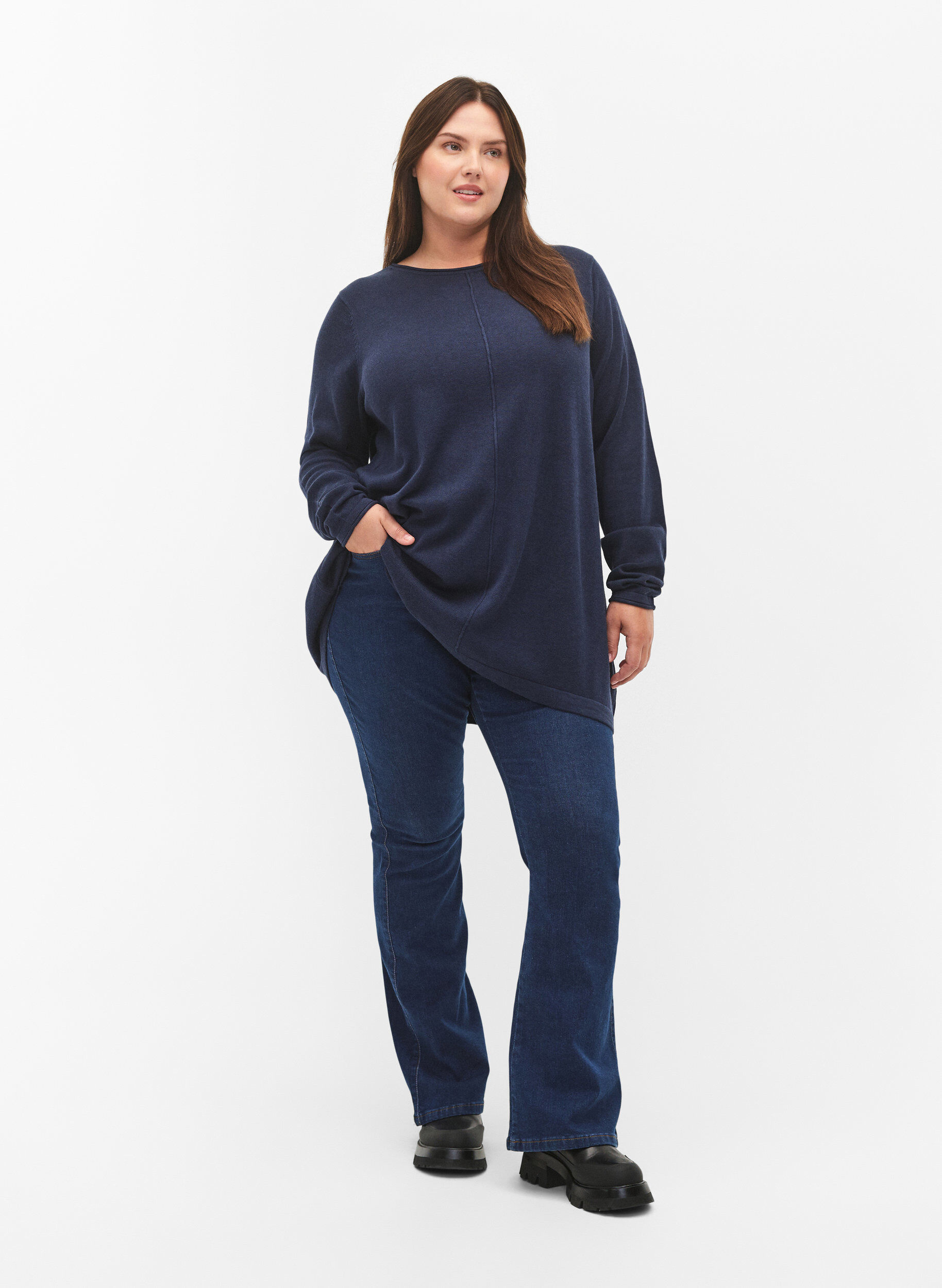 Zizzi Blouse tricot&eacute;e en m&eacute;lange coton-viscose, Bleu, Model image number 1