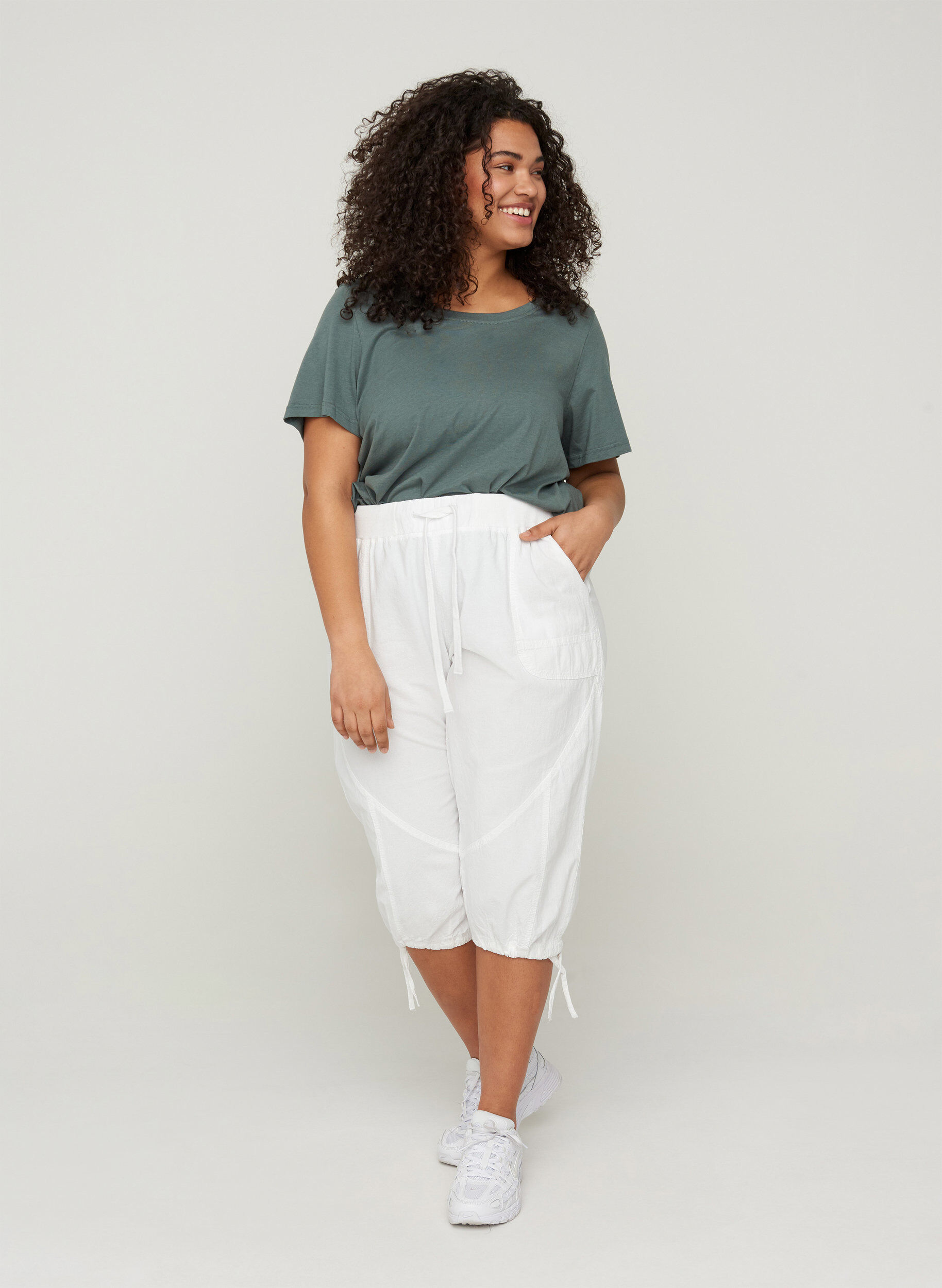 Losse cropped broek van katoen, Wit, Model