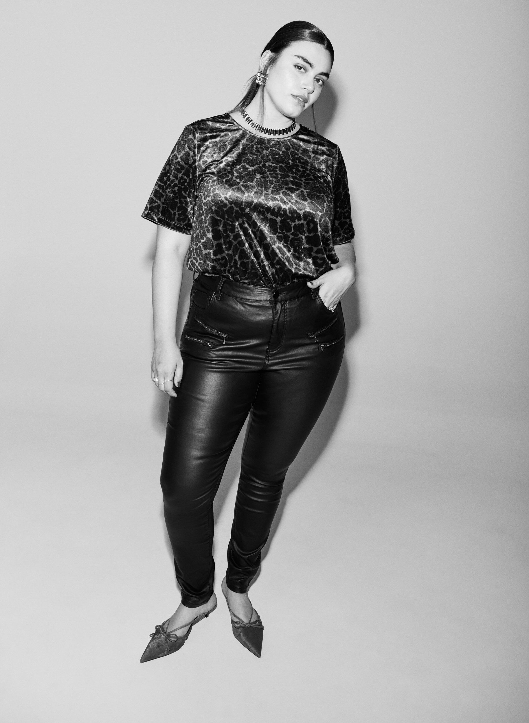 ZizziGecoate Amy jeans met ritsdetail, Zwart, Image image number 0