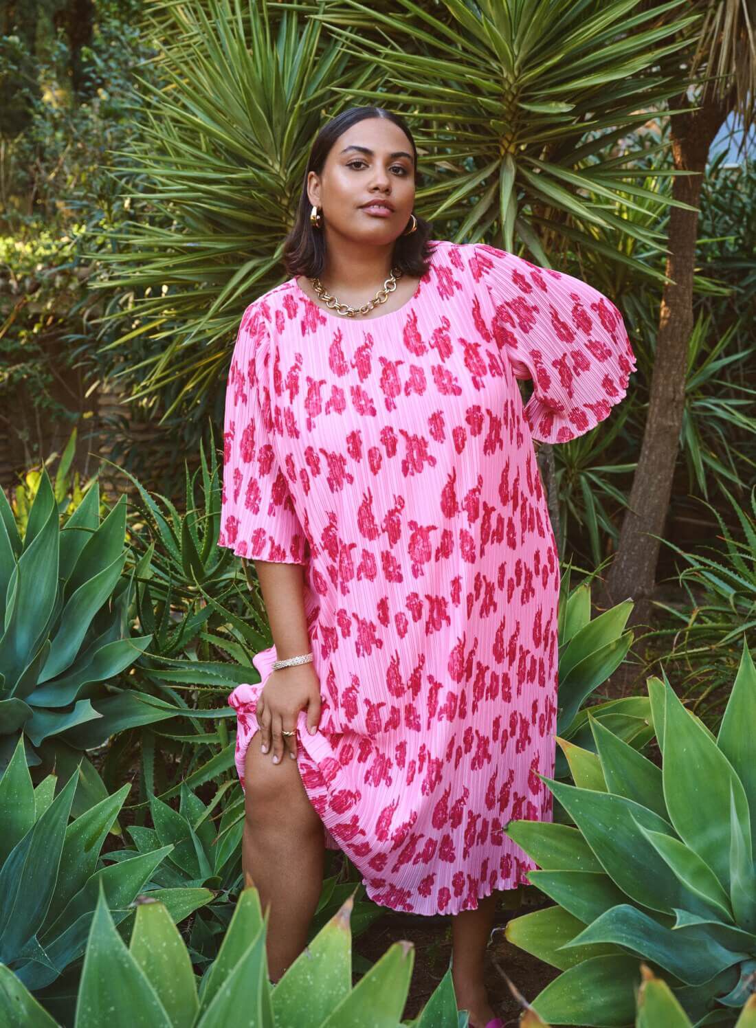 Robe imprim&eacute;e en rose, , Model