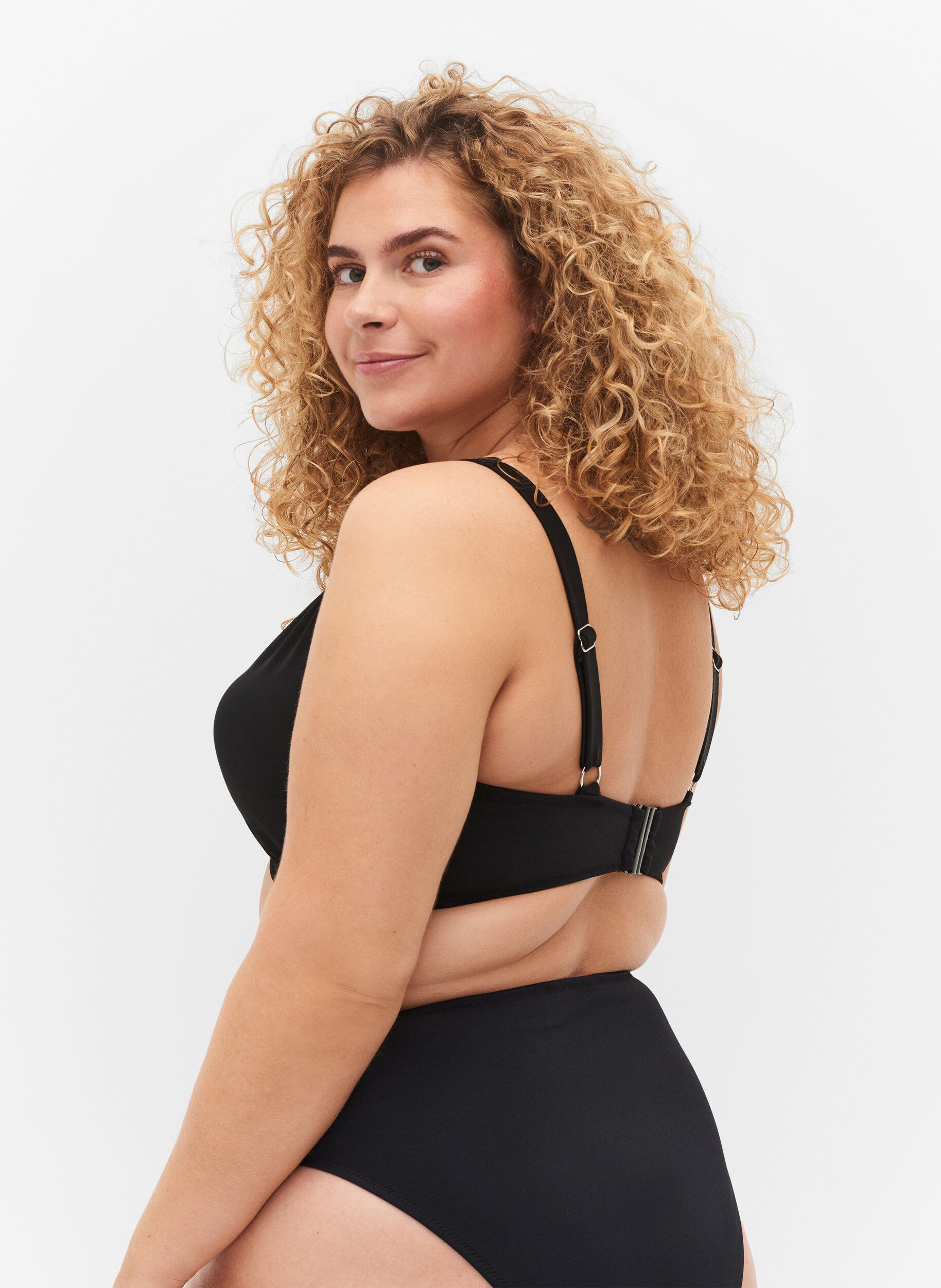 ZizziBikinitop met beugel en uitneembare inzetstukken, Black, Model image number 1