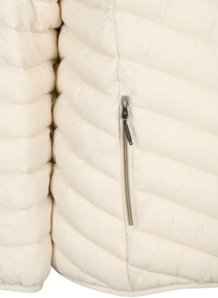 Doudoune l&eacute;g&egrave;re matelass&eacute;e &agrave; capuche, Beige, Packshot