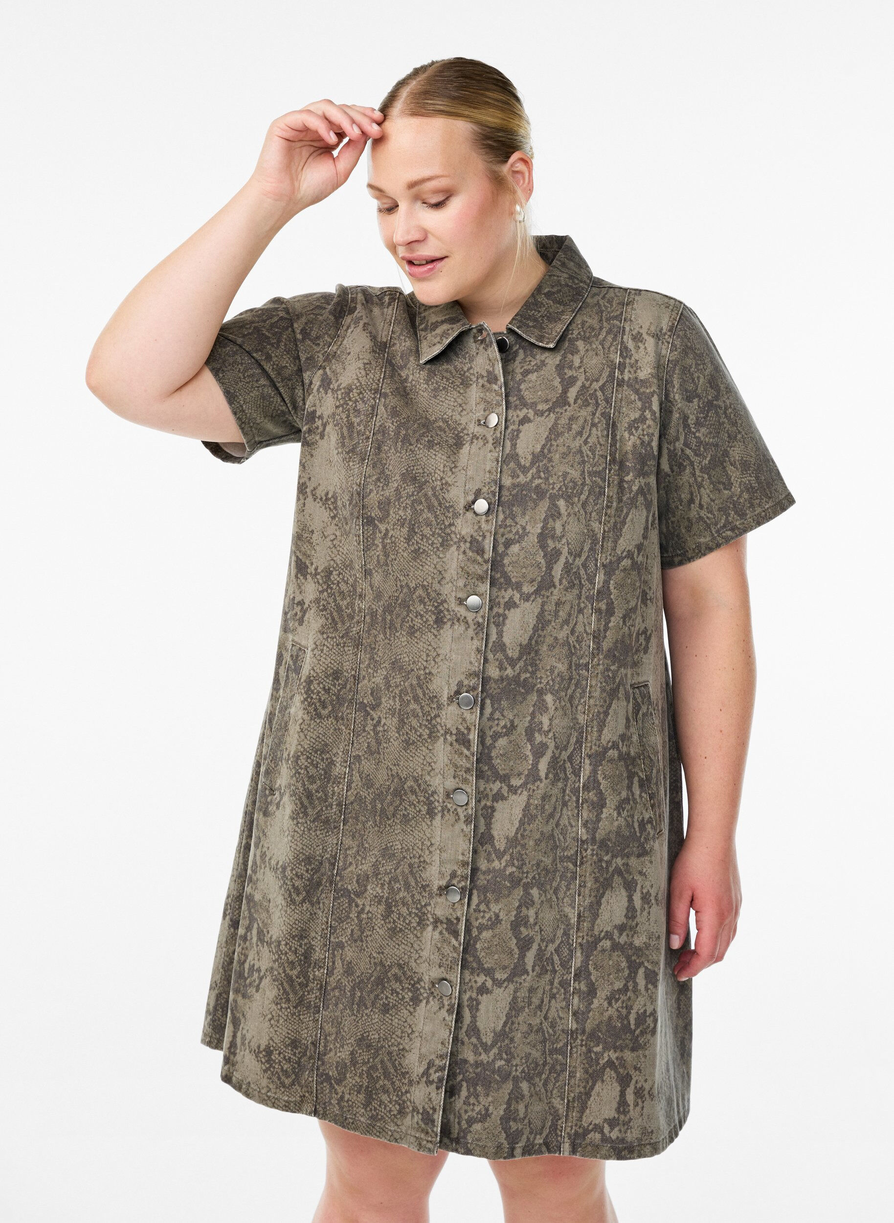 ZizziKorte denim overhemdjurk met slangenprint, Bruin, Model image number 1