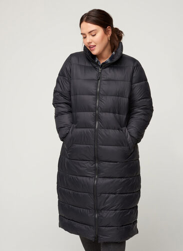 Long, lightweight, quilted winter jacket, Black, Model image number 0