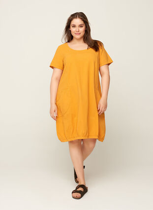 Robe confortable, Spruce Yellow, Model image number 2