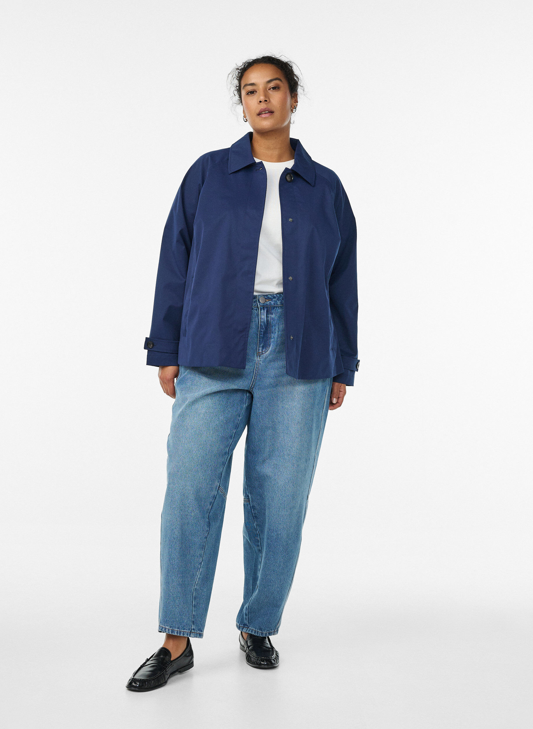 ZizziKorte trenchcoat met kraag en raglanmouwen, Blauw, Model image number 1