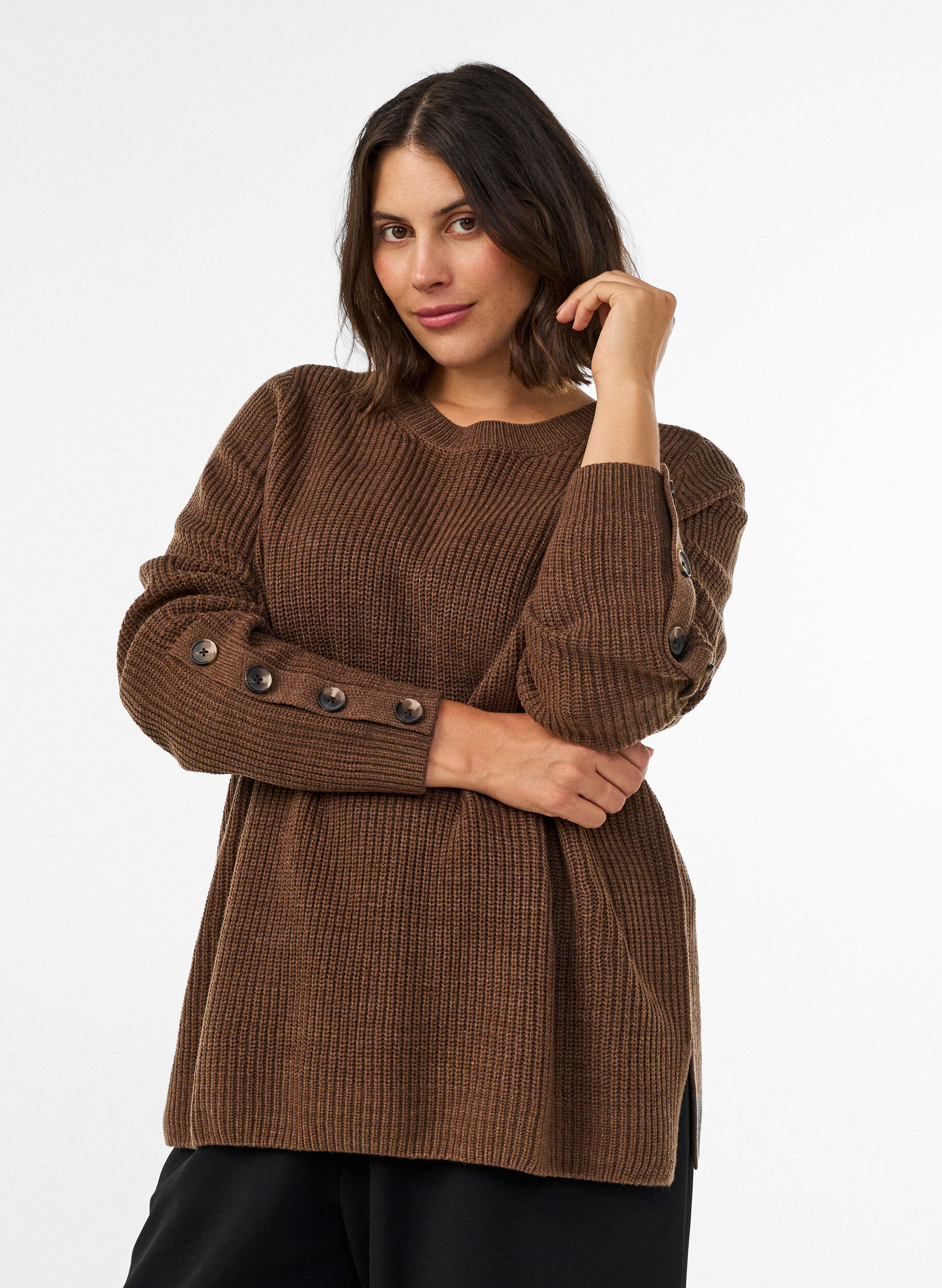 ZizziBlouse en maille c&ocirc;tel&eacute;e avec d&eacute;tails de boutons, Marron, Model image number 0