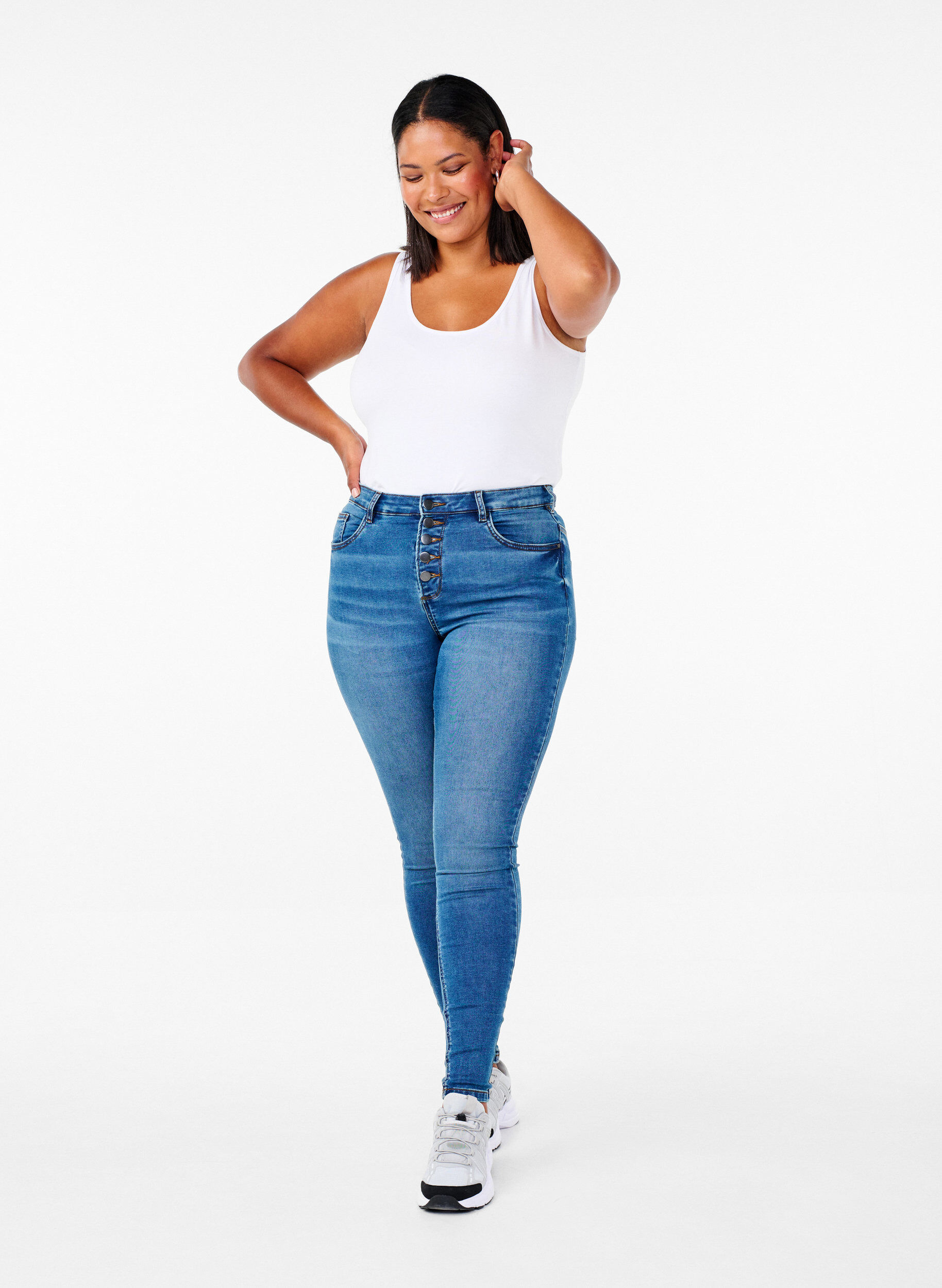 ZizziHigh-waisted Amy jeans met knoopsluiting, Blue Denim, Model image number 0