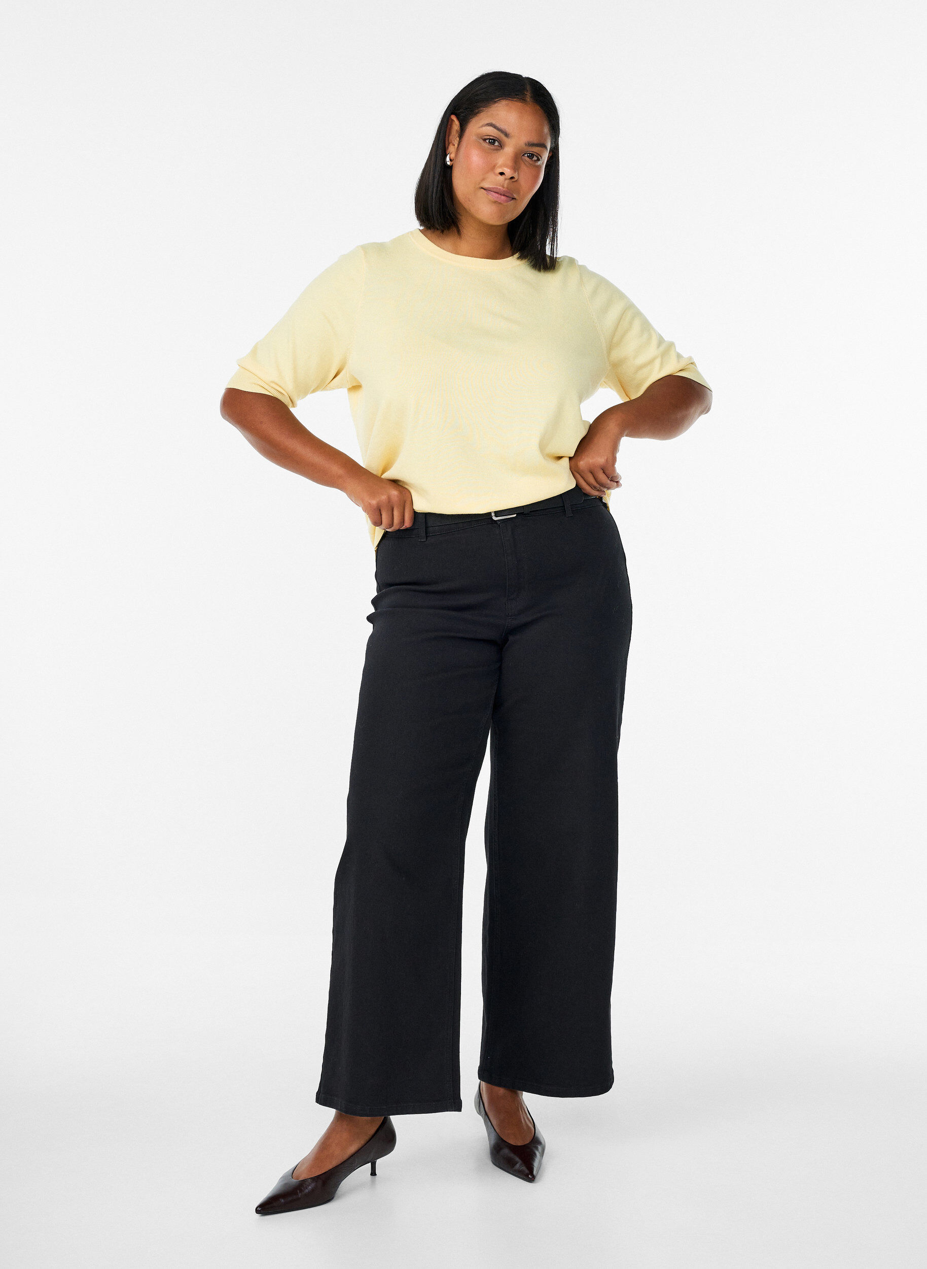 ZizziBlouse en fine maille &agrave; manches courtes, Jaune clair, Model image number 1