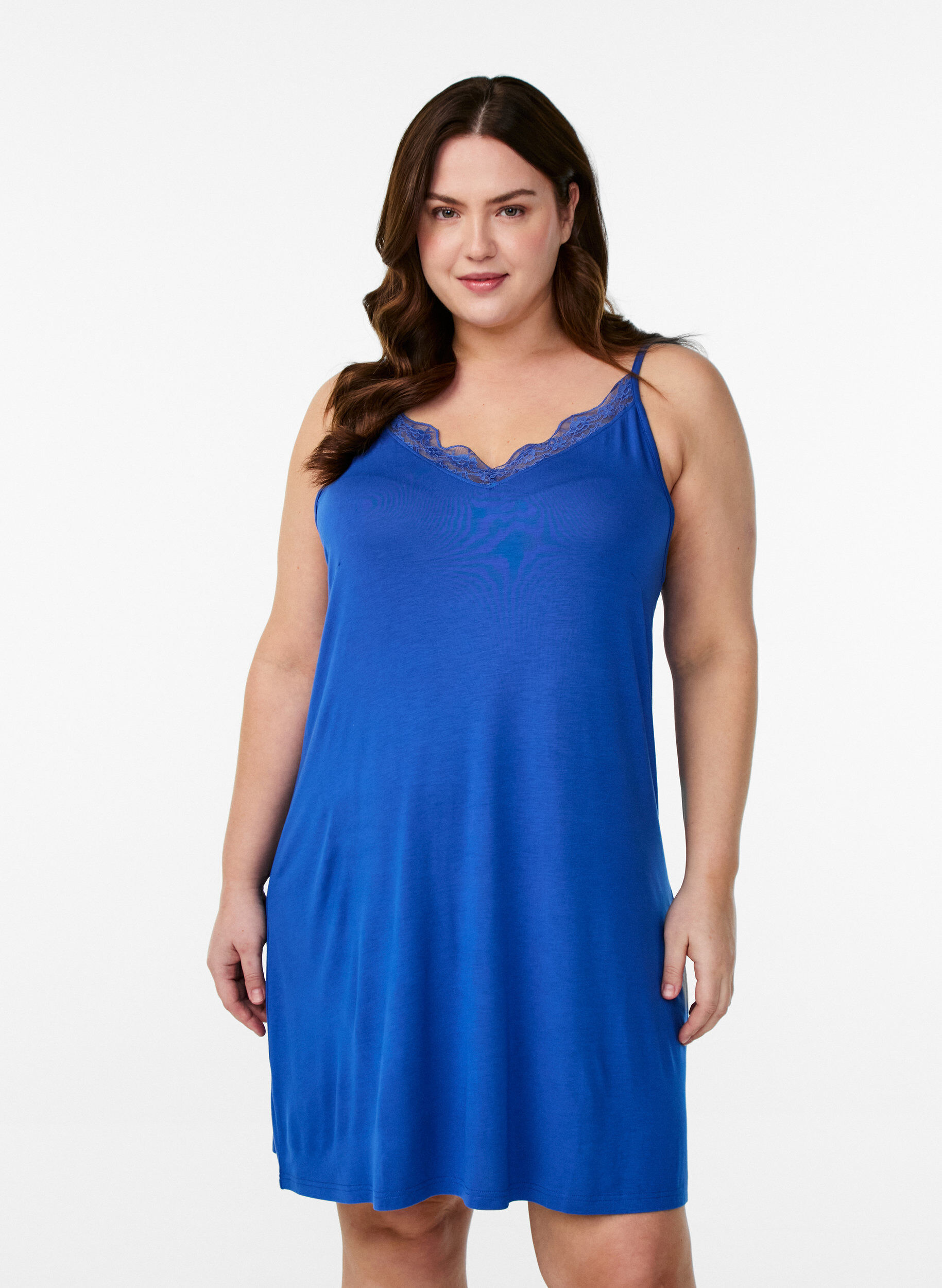 ZizziChemise de nuit avec bord dentelle en viscose, Bleu, Model image number 0